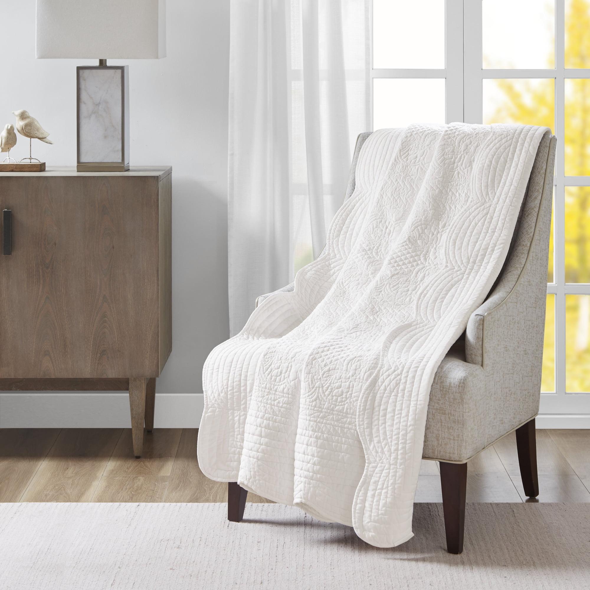 Journey Oversized Quilted Throw with Scalloped Edges