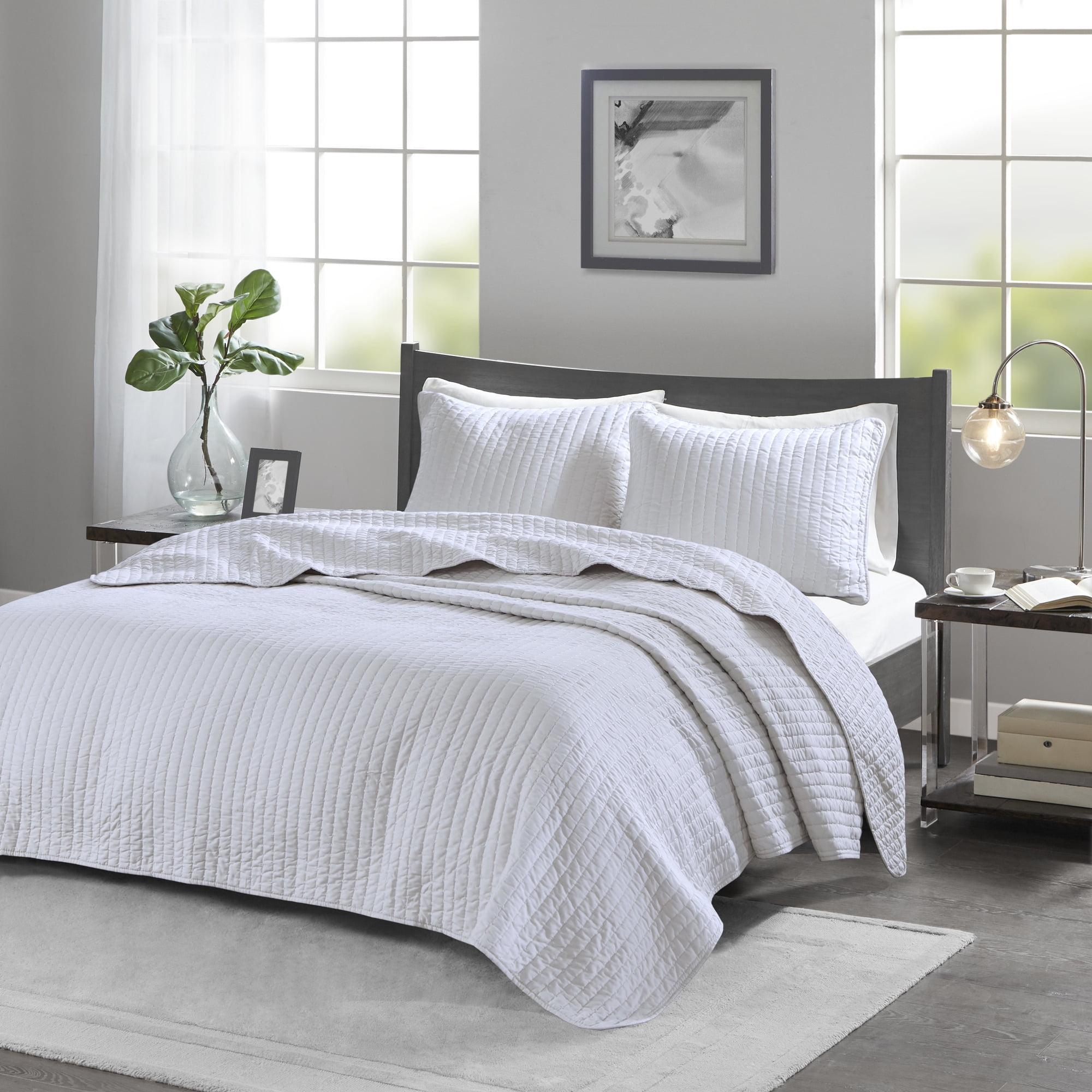 Madison Park Barwick Reversible Solid 3 Piece Quilt Set