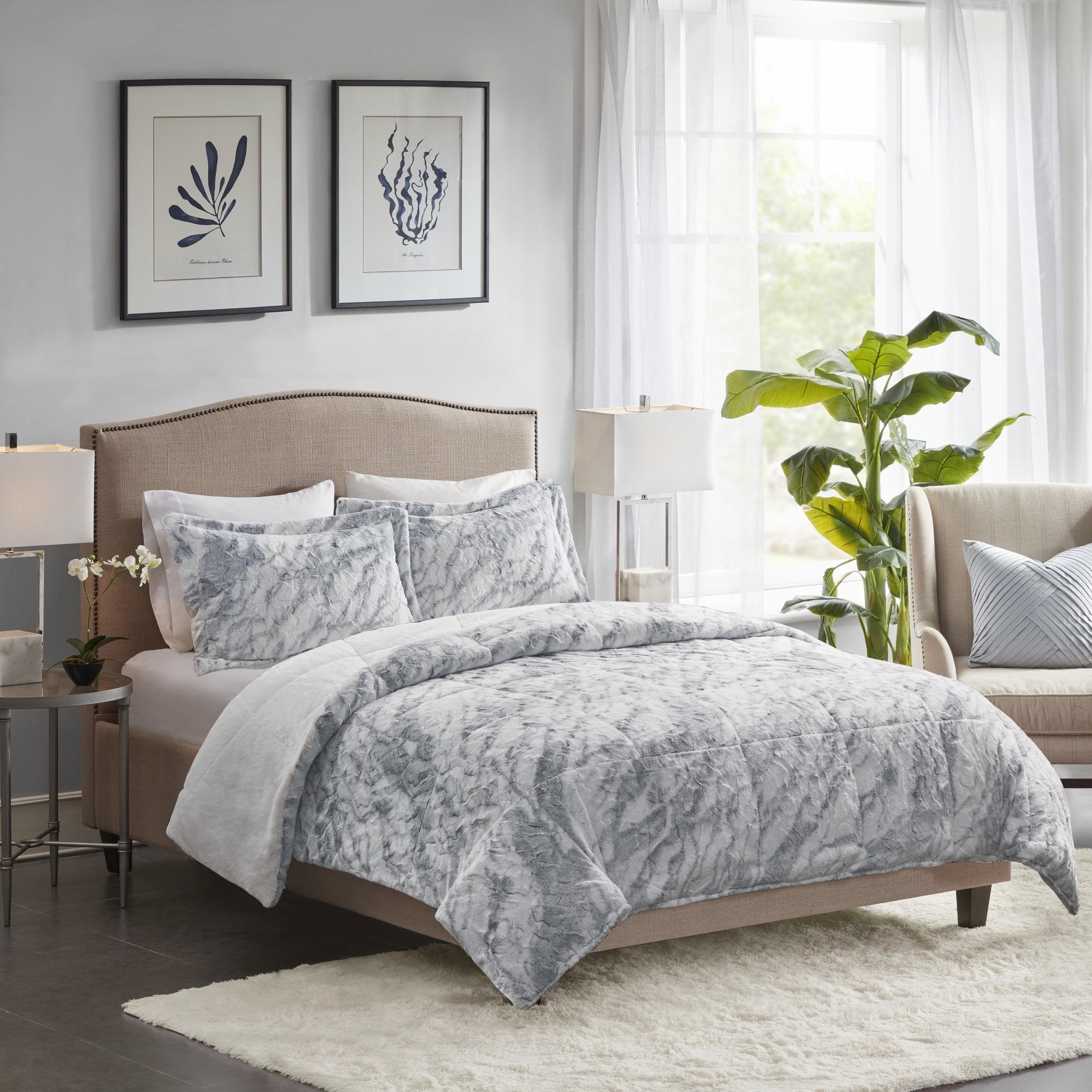 Lana Marble Faux Fur Comforter Set