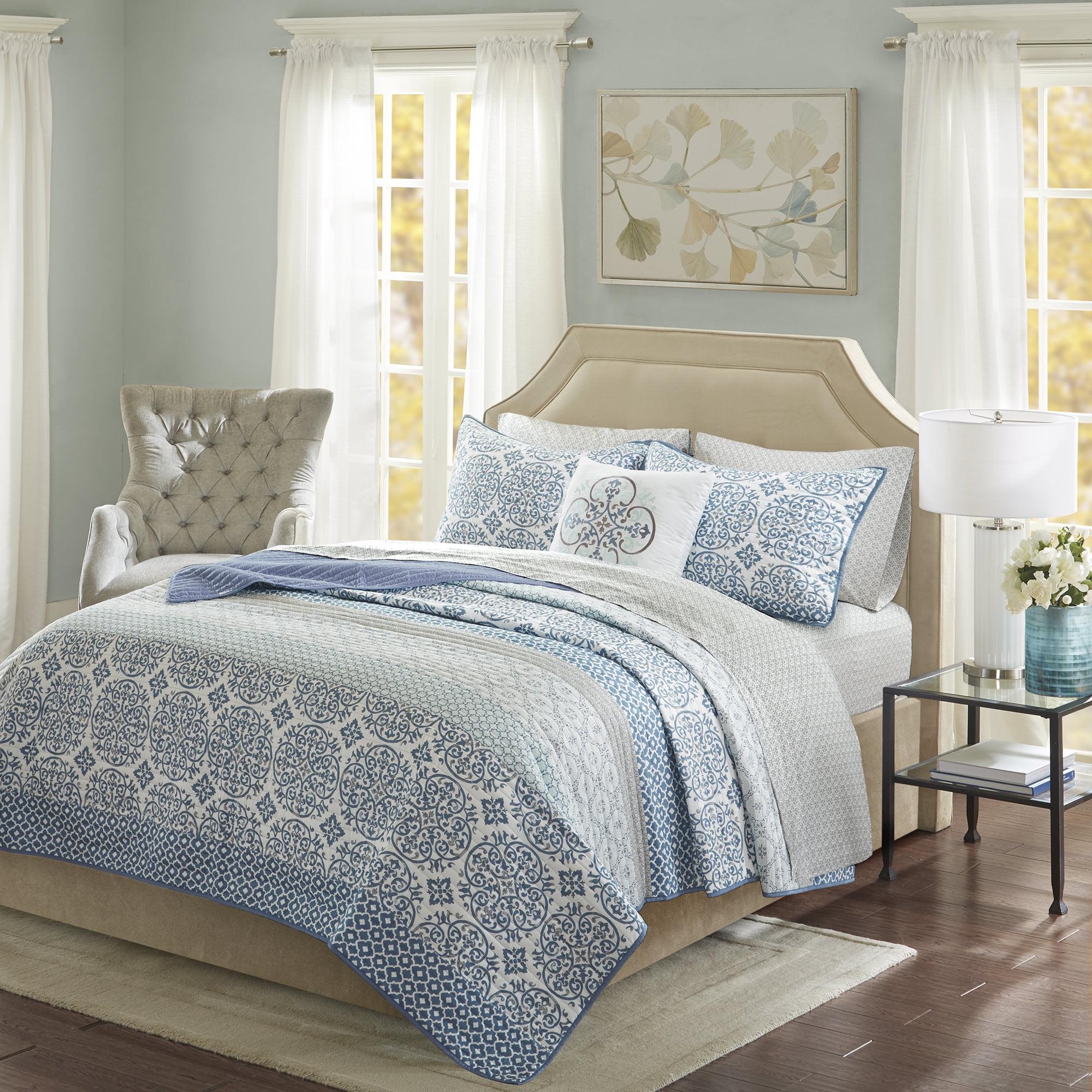 Sybil Blue Cotton Twin Reversible Quilt Set