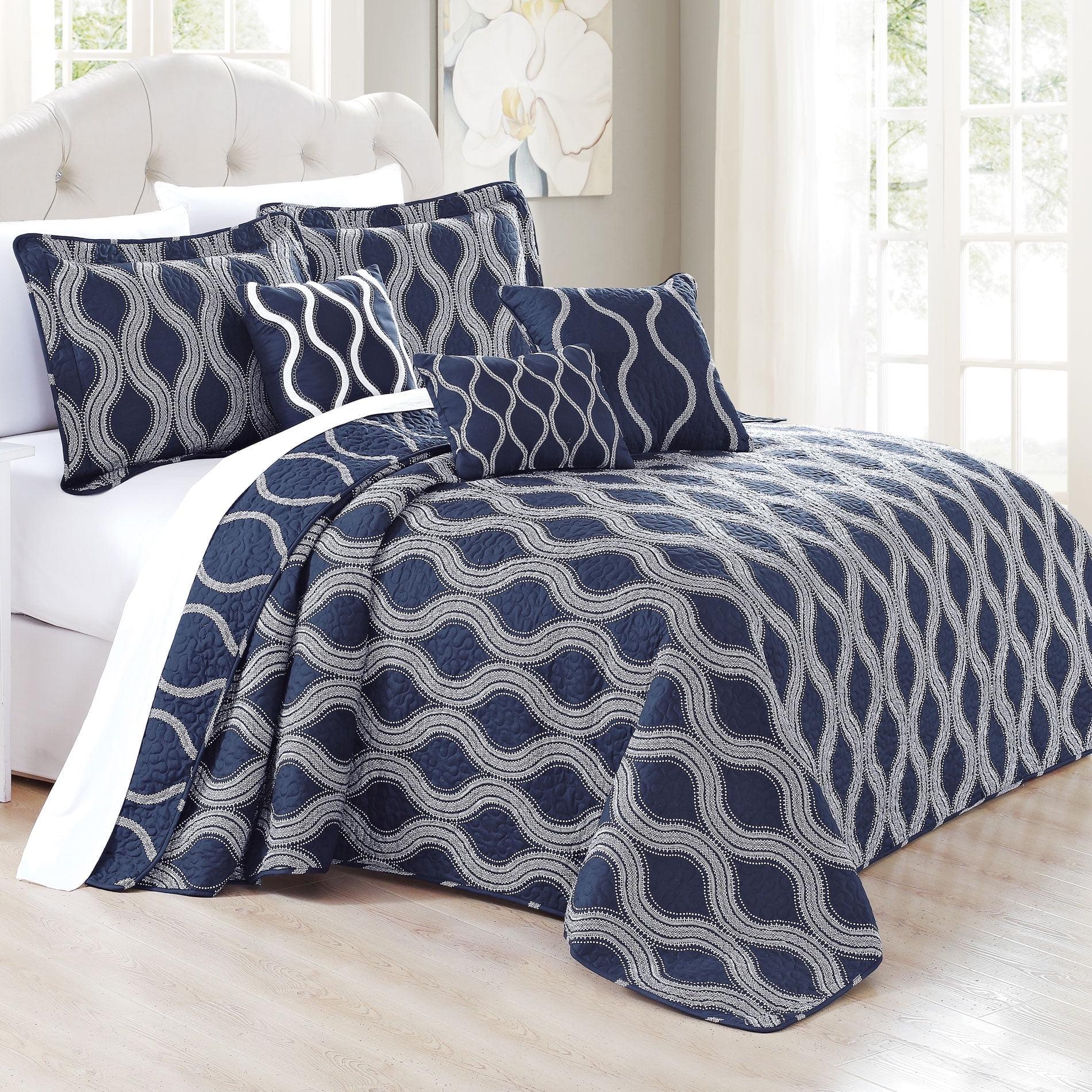 Charleston Blue and White Reversible Microfiber Queen Quilt Set