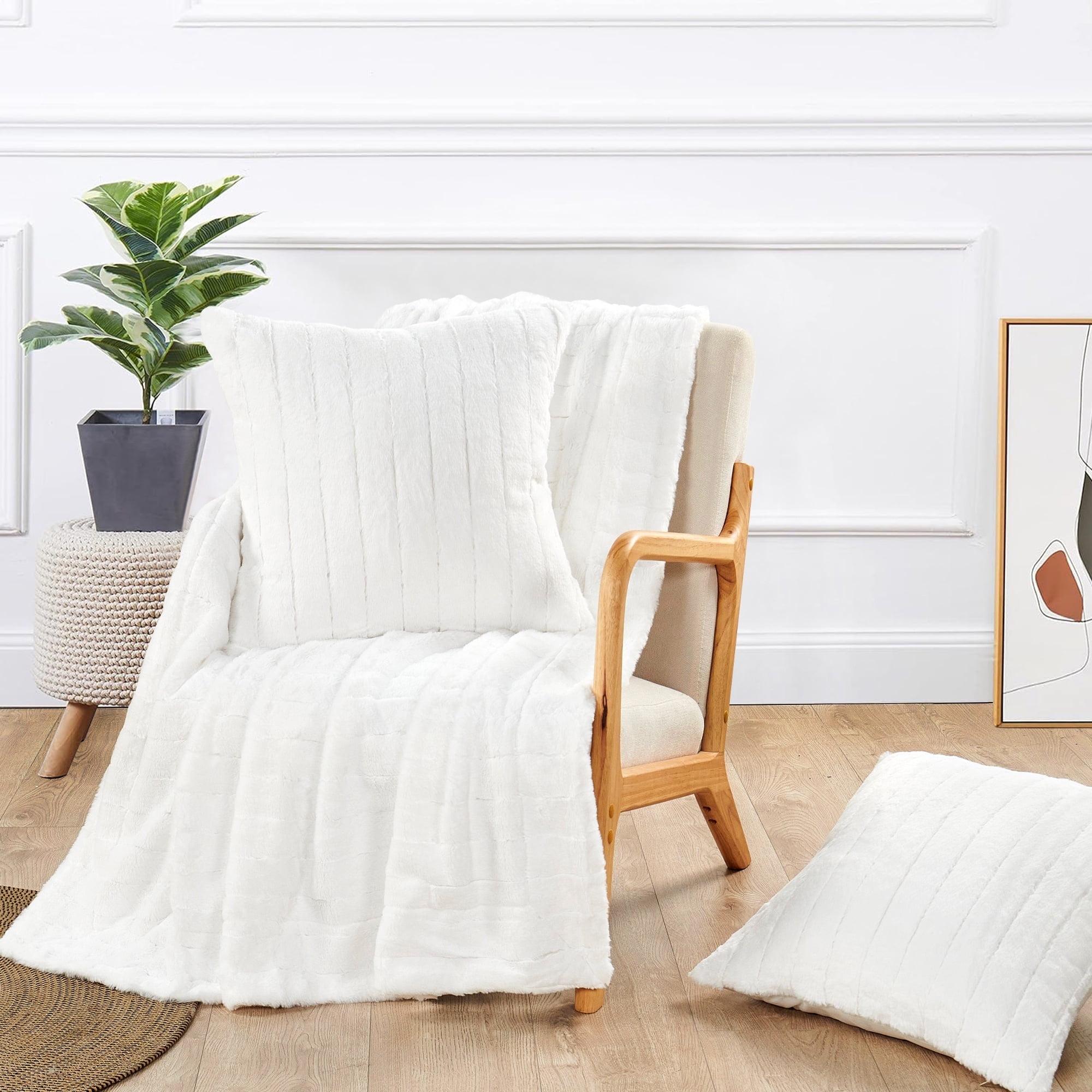 Home Soft Things Luxury Rabbit Faux Fur Throw Blanket