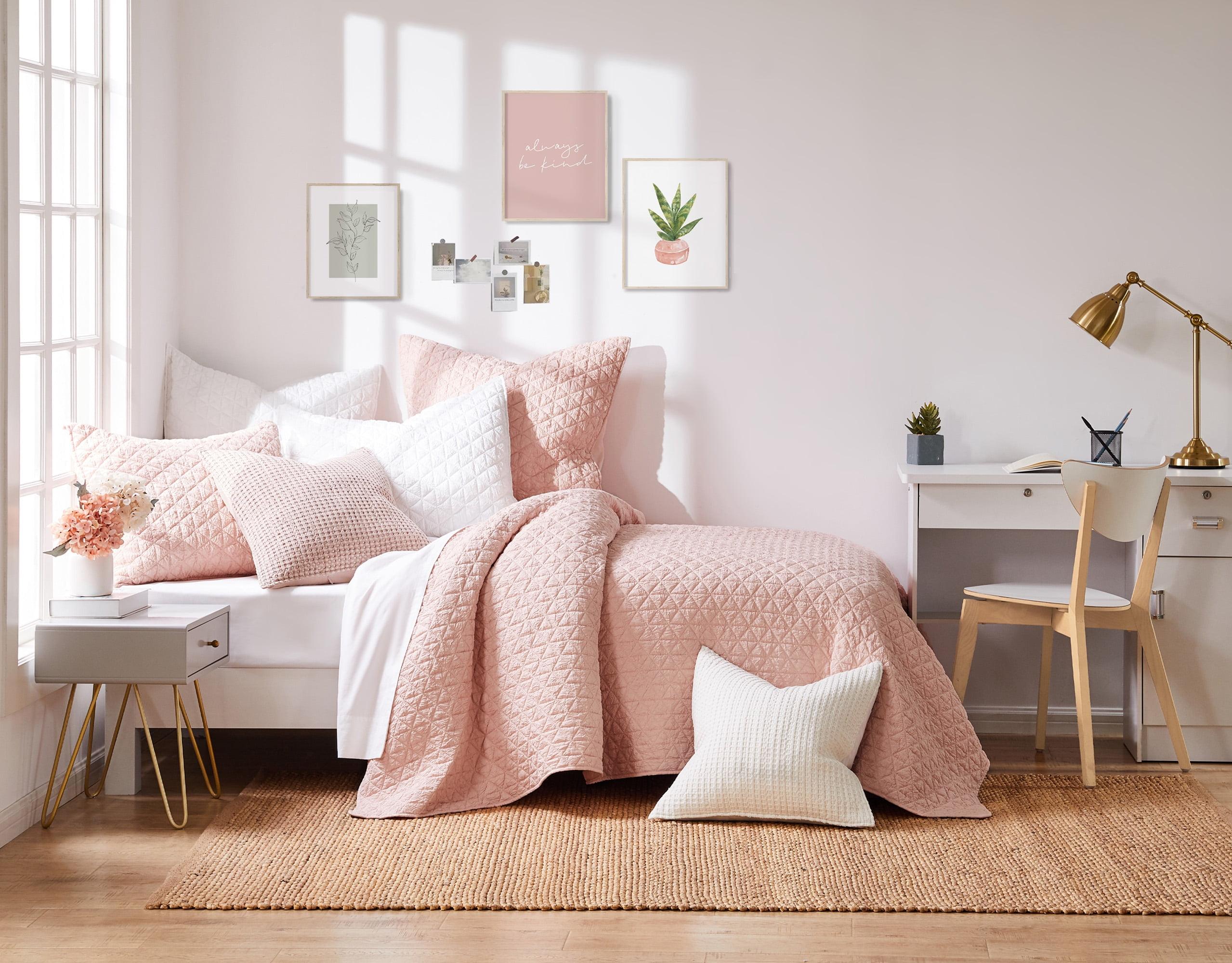 Blush Twin Reversible Microfiber Quilt Set