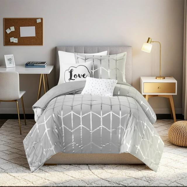 Intelligent Design Raina Metallic Printed Comforter Set
