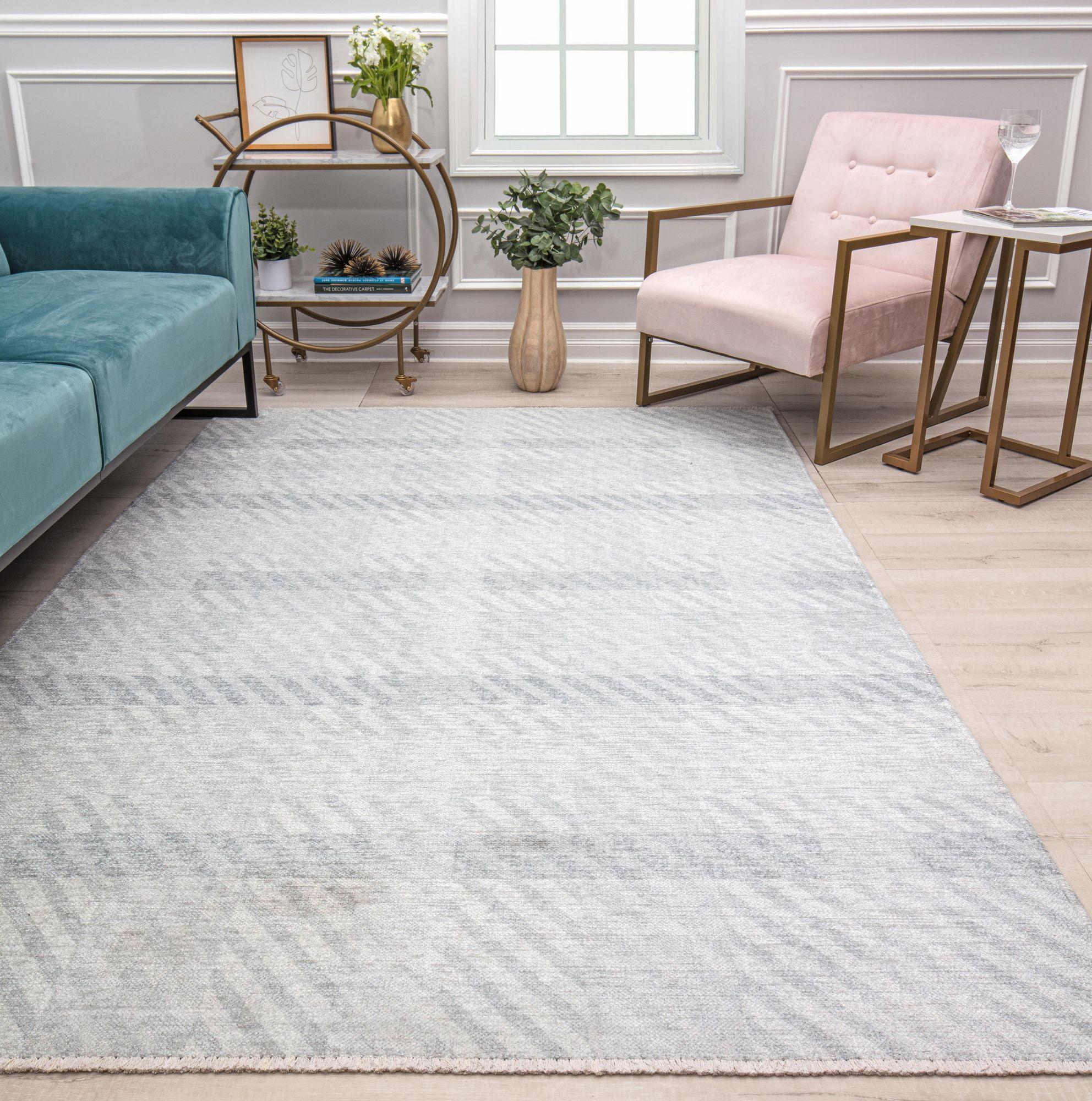 Modern Striped Synthetics 24" Gray Stain-Resistant Area Rug