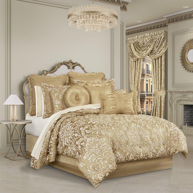 Augustina Comforter Set