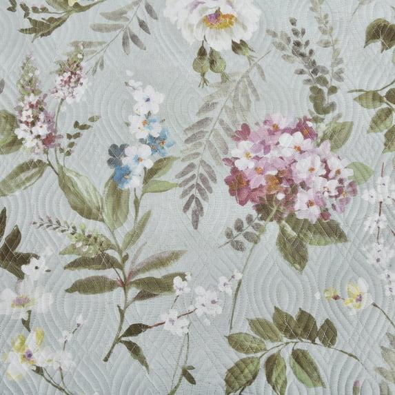 Five Queens Court Sakura Quilt Set