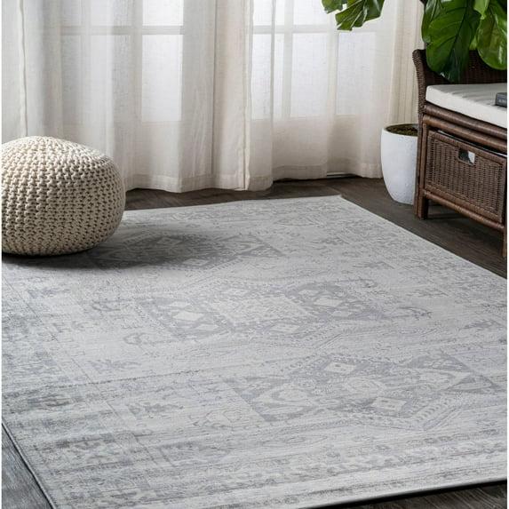 4'x6' Modern Persian Vintage Medallion Area Rug, Light Gray - JONATHAN Y