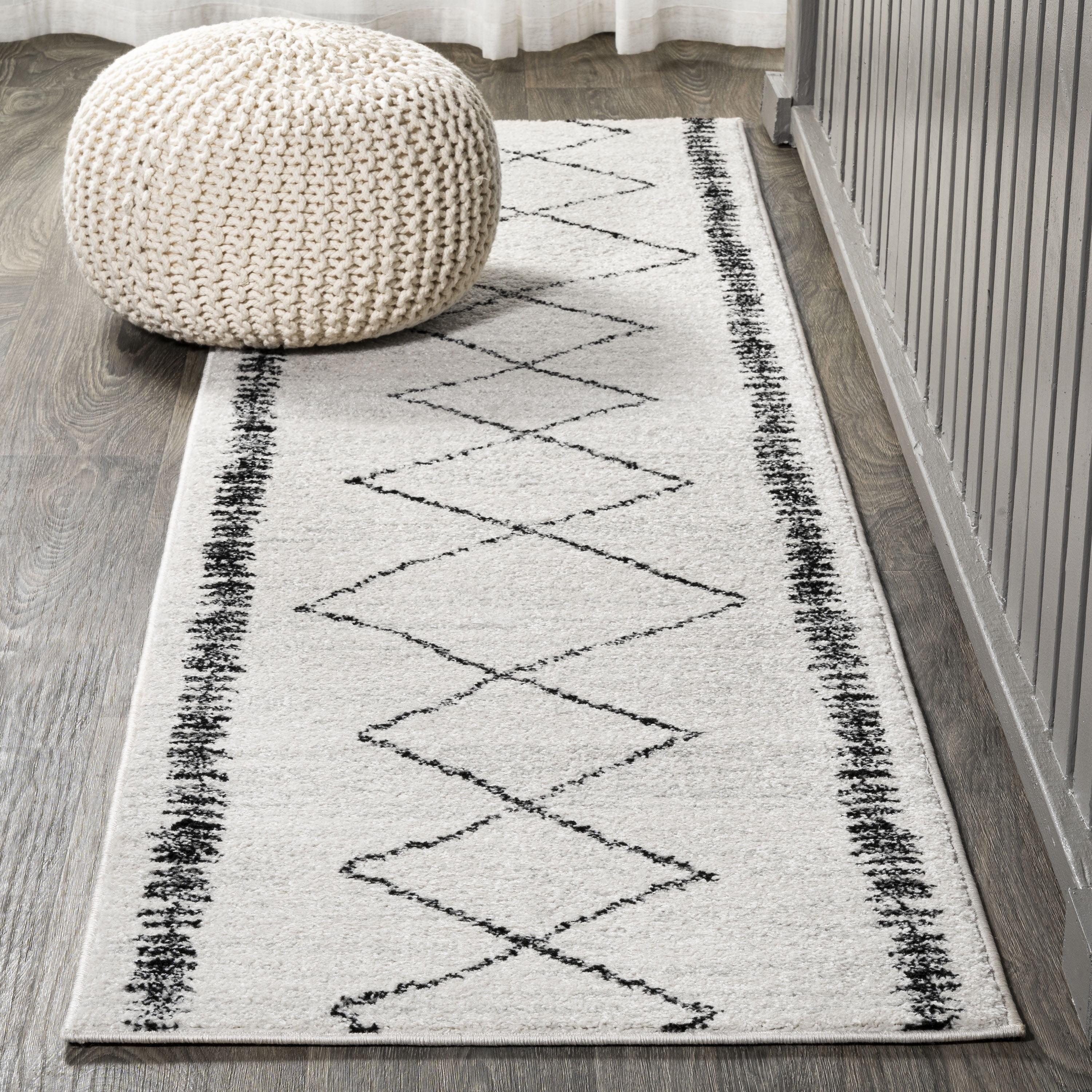 2'x8' Zaina Moroccan Beni Souk Runner Rug, Cream/Black - JONATHAN Y