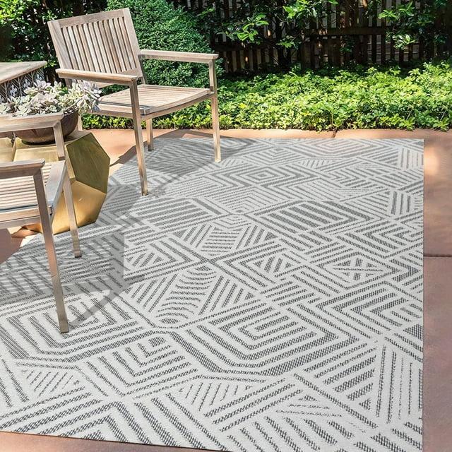 4'x6' Jordan High-Low Pile Art Deco Geometric Indoor/Outdoor Area Rug, White/Black - JONATHAN Y