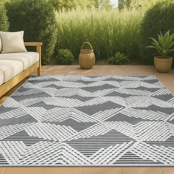 4'x6' Jazz High-Low Pile Art Deco Geometric Indoor/Outdoor Area Rug, Black/Ivory - JONATHAN Y