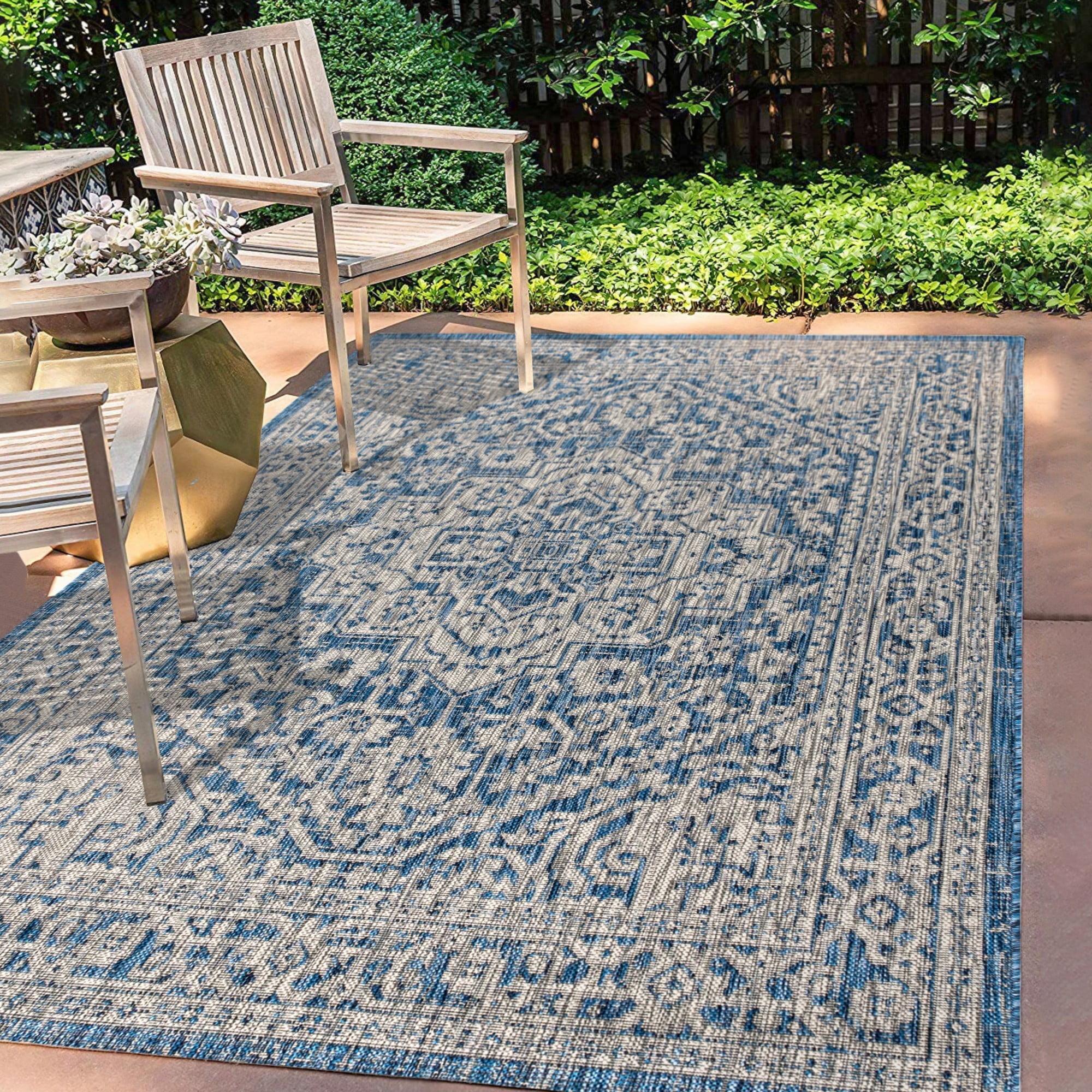 3'x5' Sinjuri Medallion Textured Weave Indoor/Outdoor Area Rug, Navy/Gray - JONATHAN Y