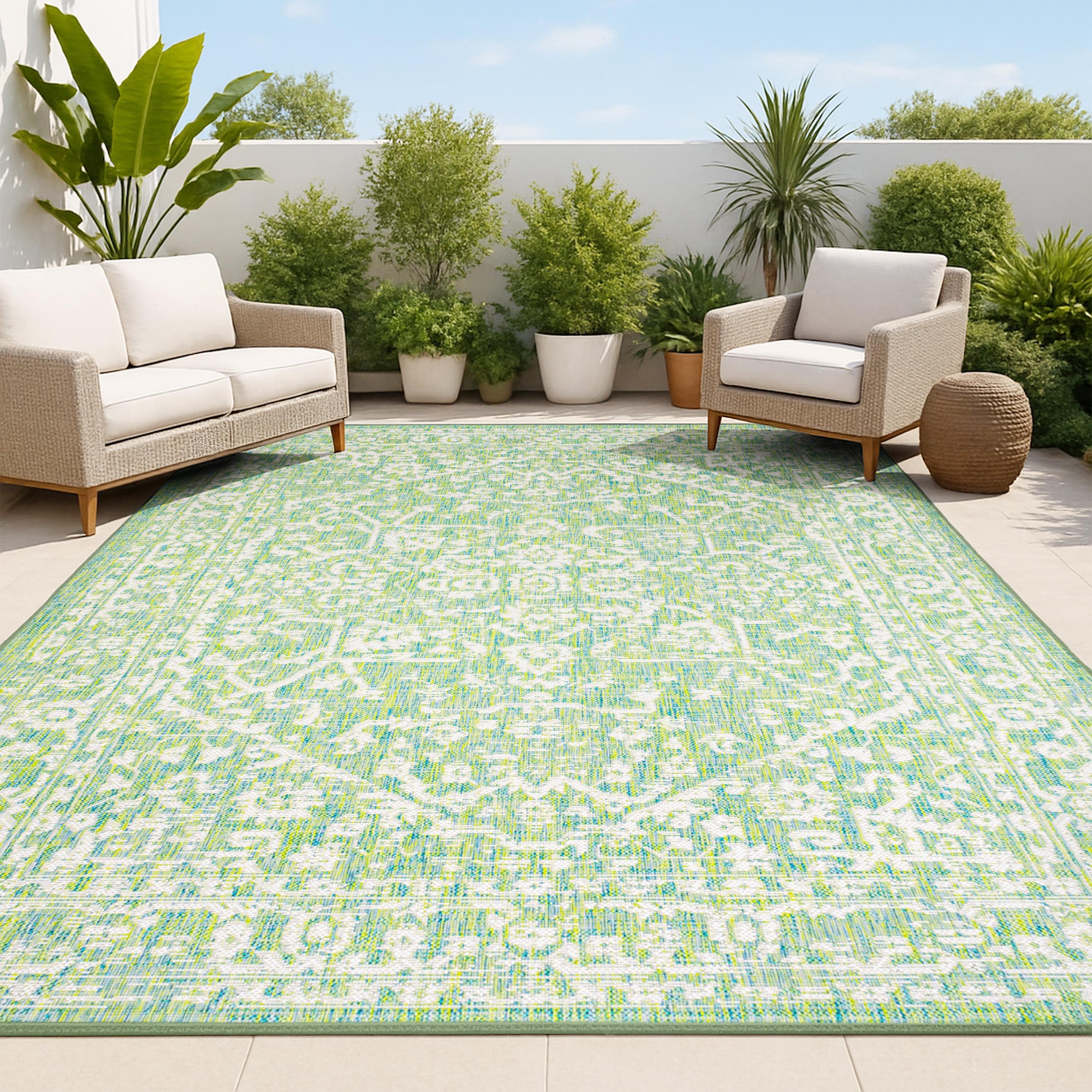 4' x 6' Malta Bohemian Medallion Textured Weave Indoor/Outdoor Area Rug, Cream/Green - JONATHAN Y