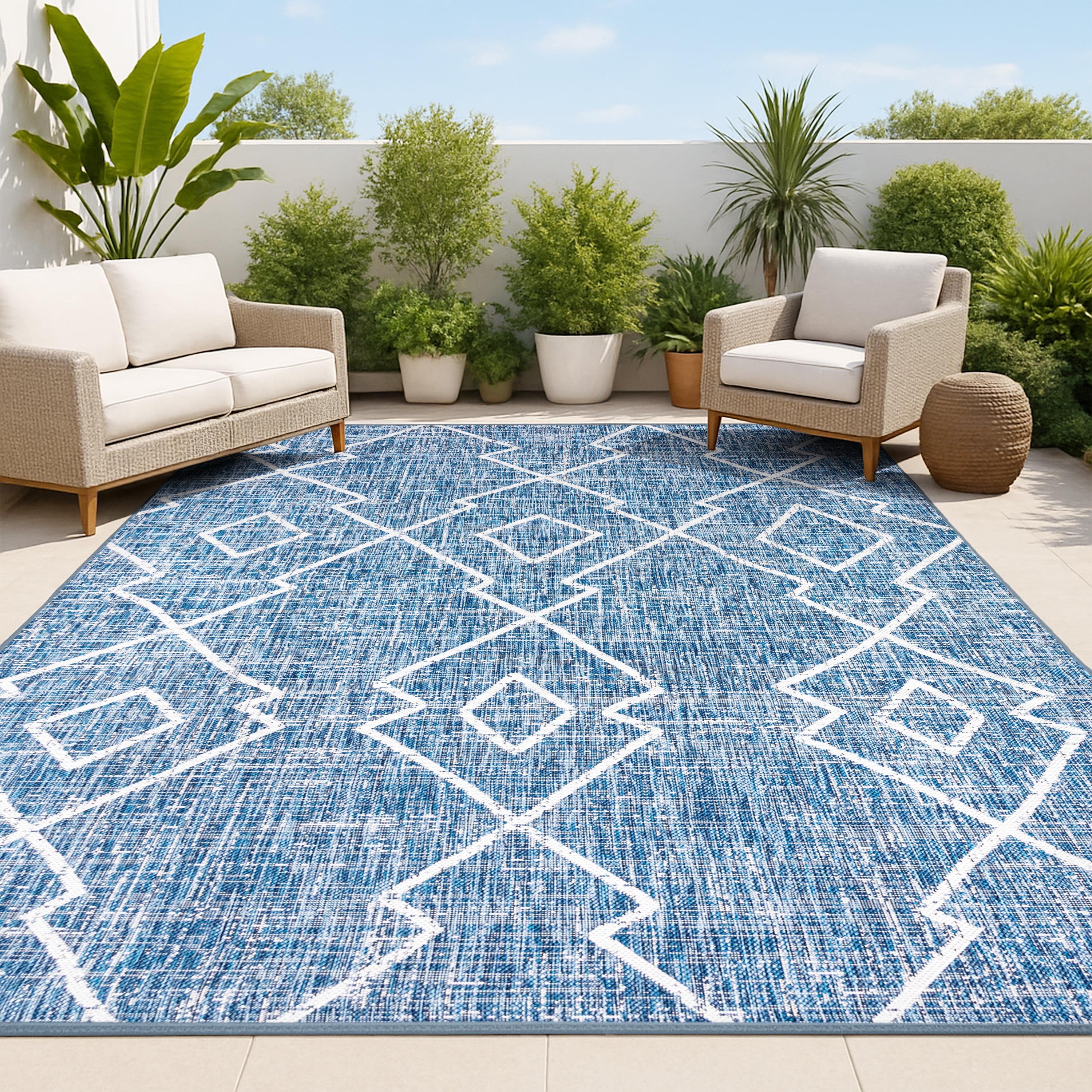 4'x6' Carwa Diamond Trellis Indoor/Outdoor Area Rug, Blue/Ivory - JONATHAN Y