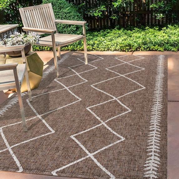 5' X 8' Derya Diamond Trellis Indoor/Outdoor Area Rug, Brown/Beige - JONATHAN Y