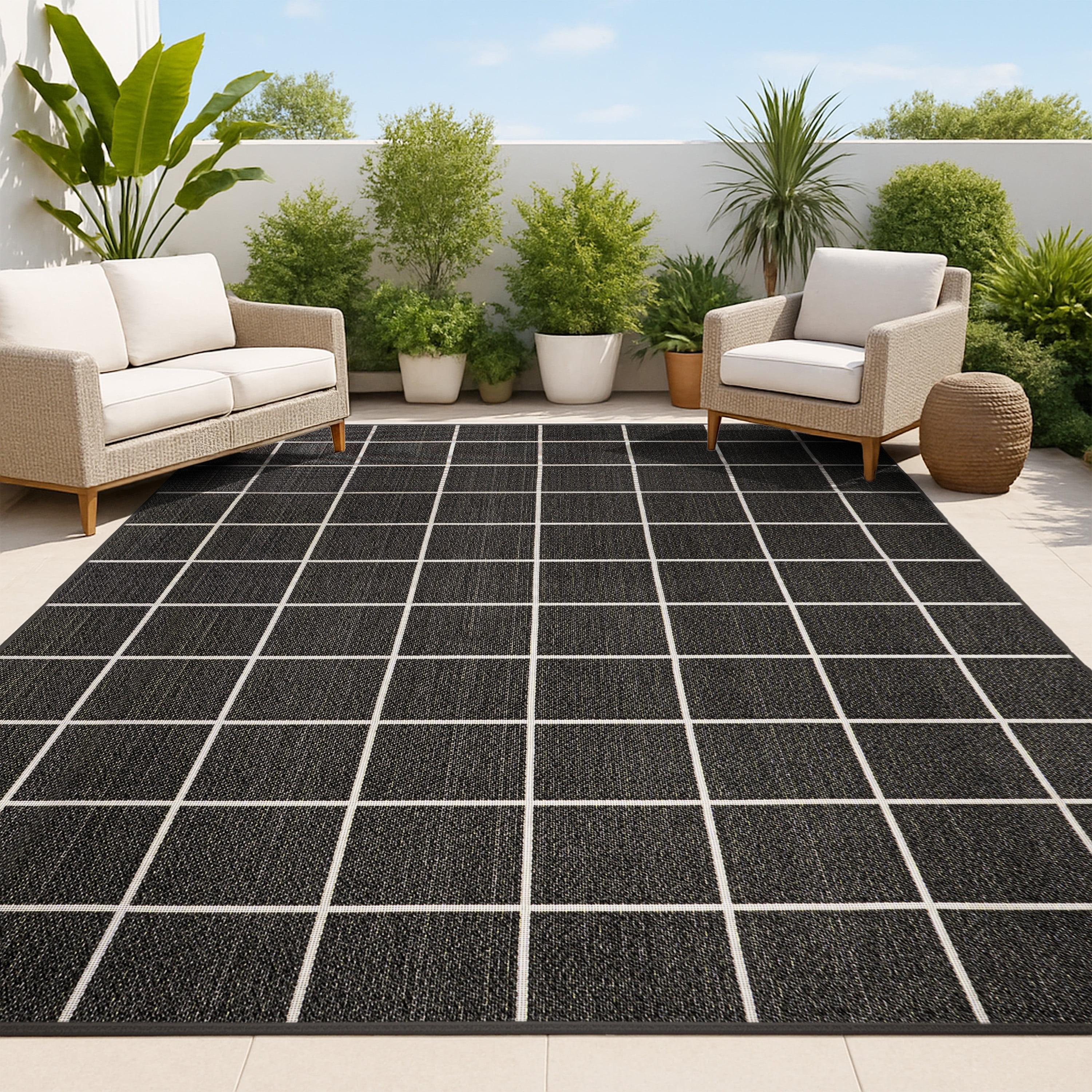 5' x 8' Grid Modern Squares Indoor/Outdoor Area Rug, Black/Cream - JONATHAN Y