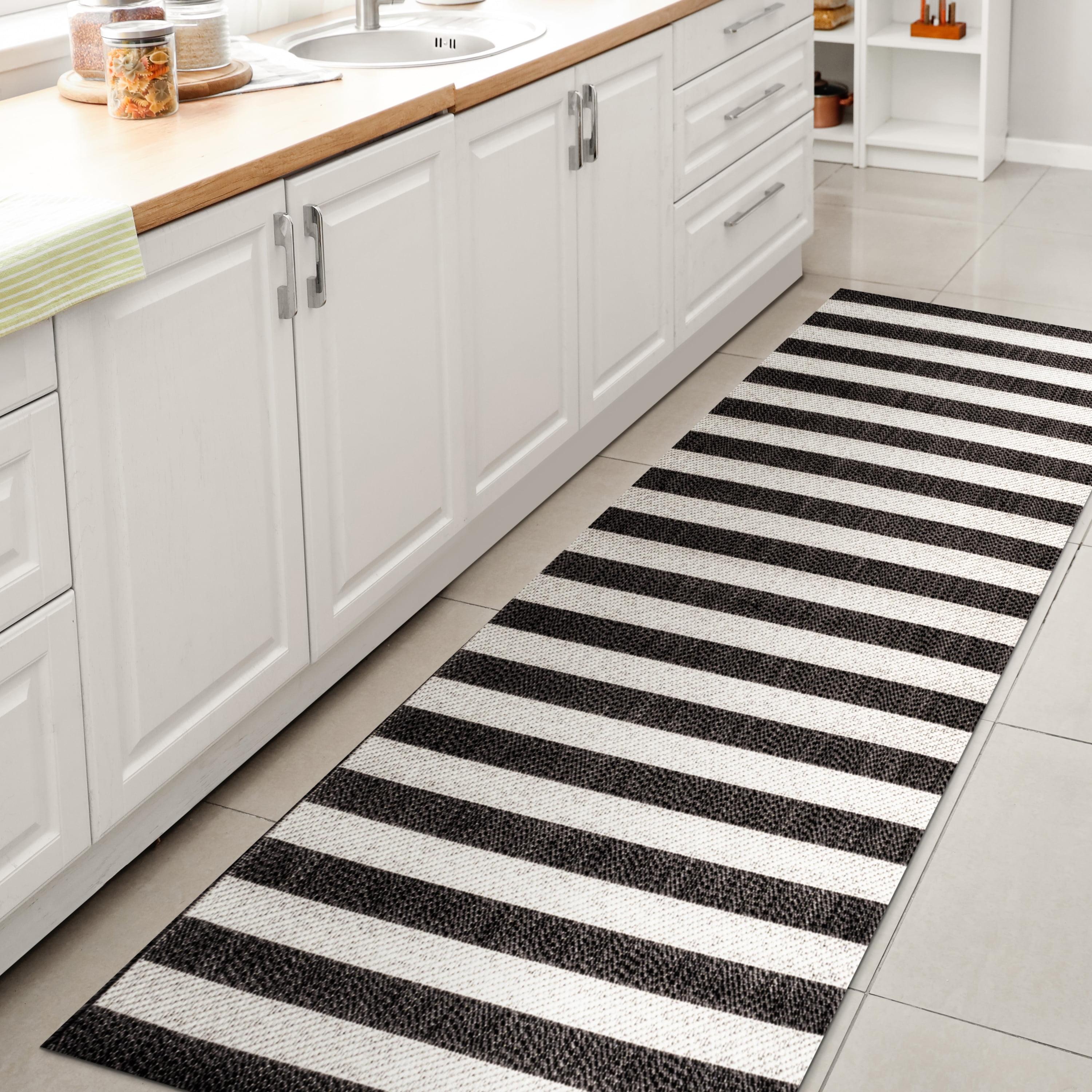 2' x 8' Negril Two-Tone Wide Stripe Indoor/Outdoor Runner Rug, Black/Cream - JONATHAN Y