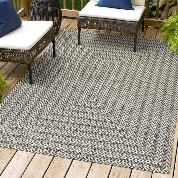 5' x 8' Chevron Modern Concentric Squares Indoor/Outdoor Area Rug, Black/Light Gray - JONATHAN Y