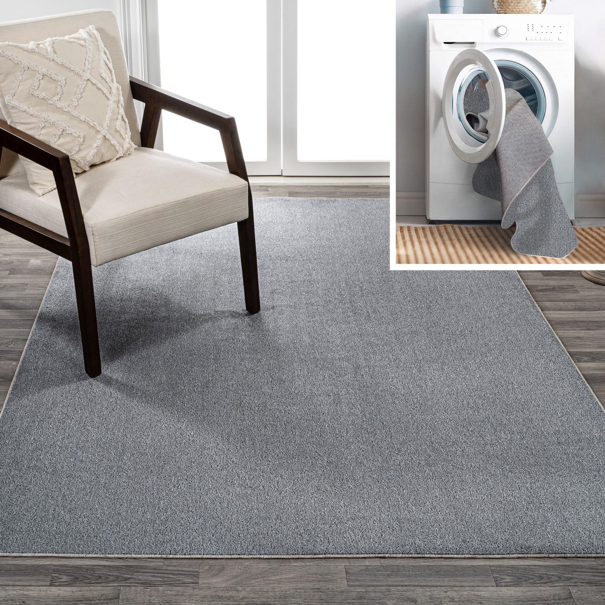 JONATHAN Y Twyla Classic Solid Low-Pile Machine-Washable Gray 4 ft. x 6 ft. Area Rug