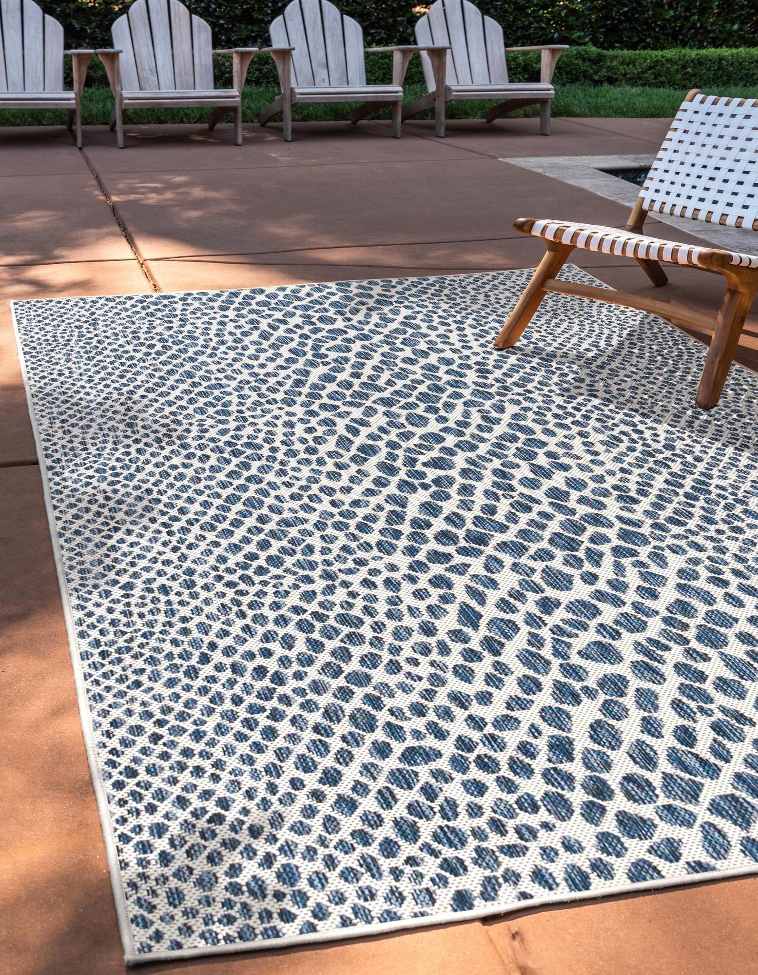 Abstract Blue 4' x 6' Stain-Resistant Outdoor Rug