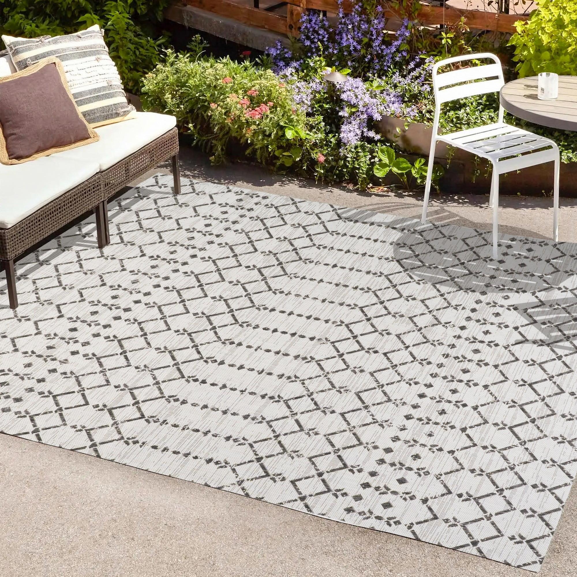 Ourika Moroccan Geometric Textured Weave Indoor/Outdoor Area Rug - JONATHAN Y