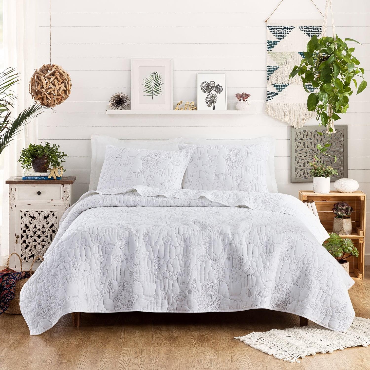 King White Cotton Embroidered Quilt Set