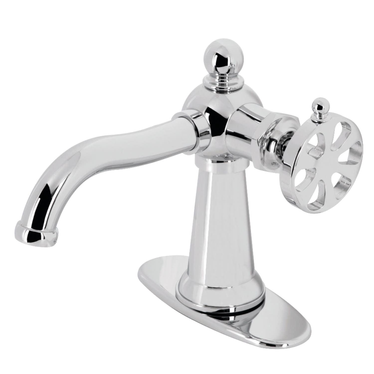 Belknap Traditional Chrome Single-Hole Bathroom Faucet with Drain