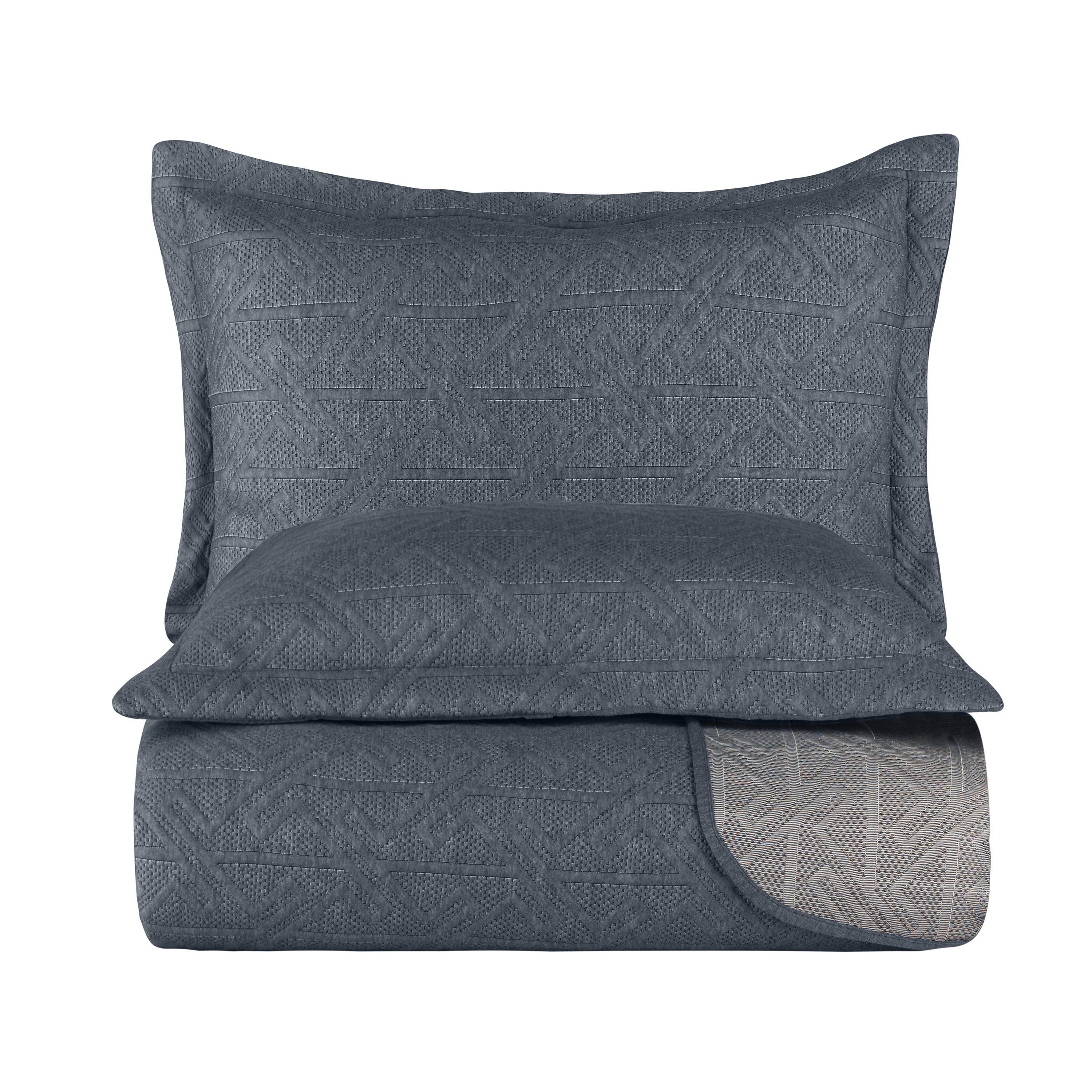 Ambesonne Flannel Mixed Coverlet Set (Set of 3)
