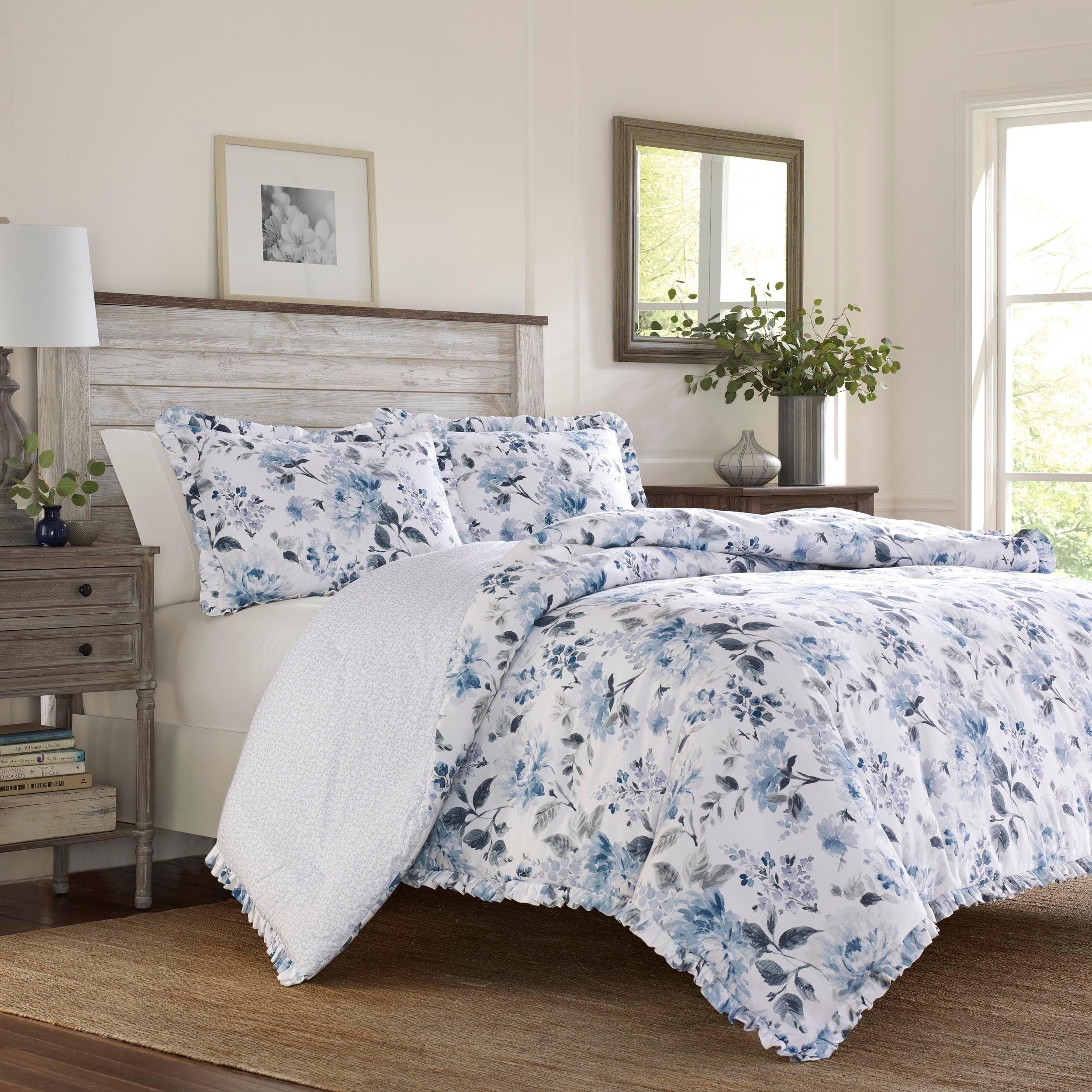 Laura Ashley Laura Ashley Chloe Blue Cotton Comforter Set