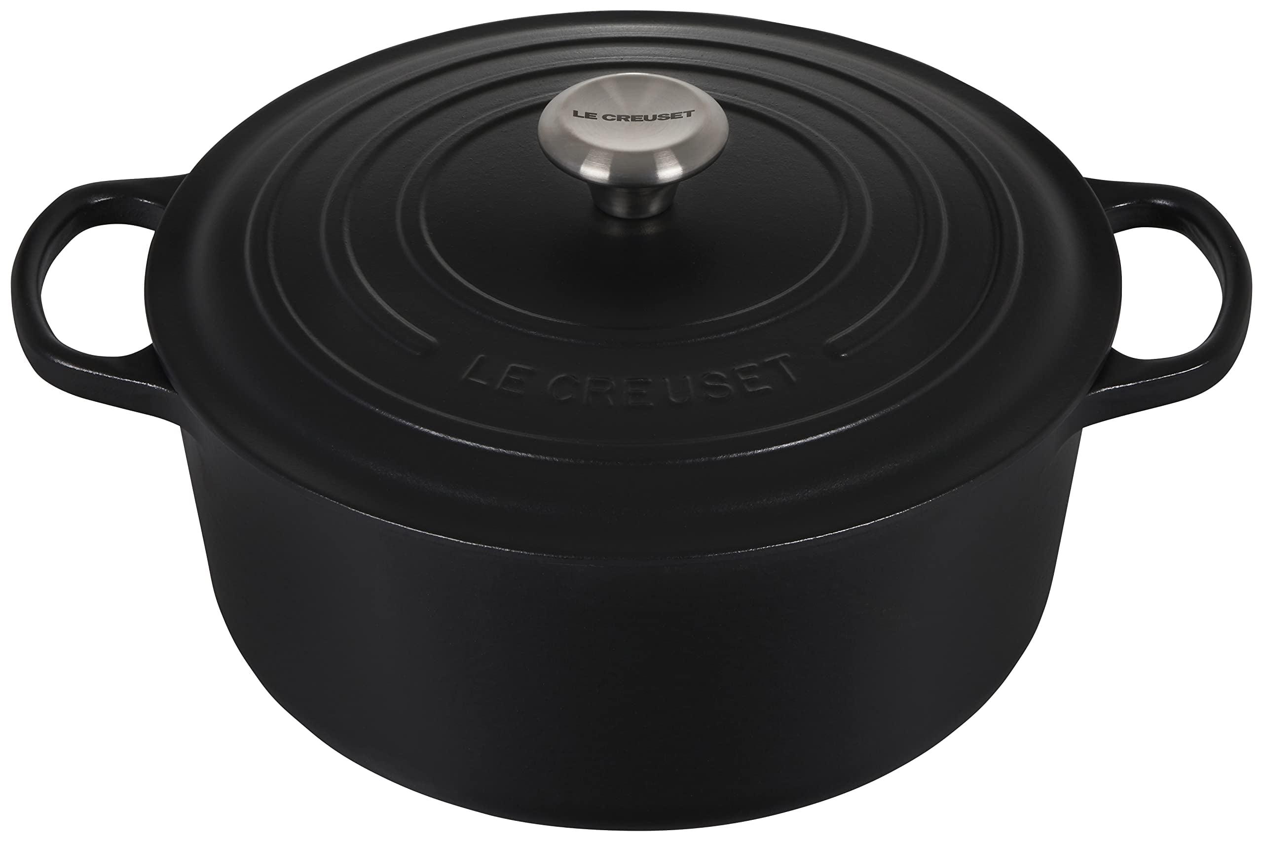 Le Creuset Signature Enameled Cast Iron Round Dutch Oven with Lid