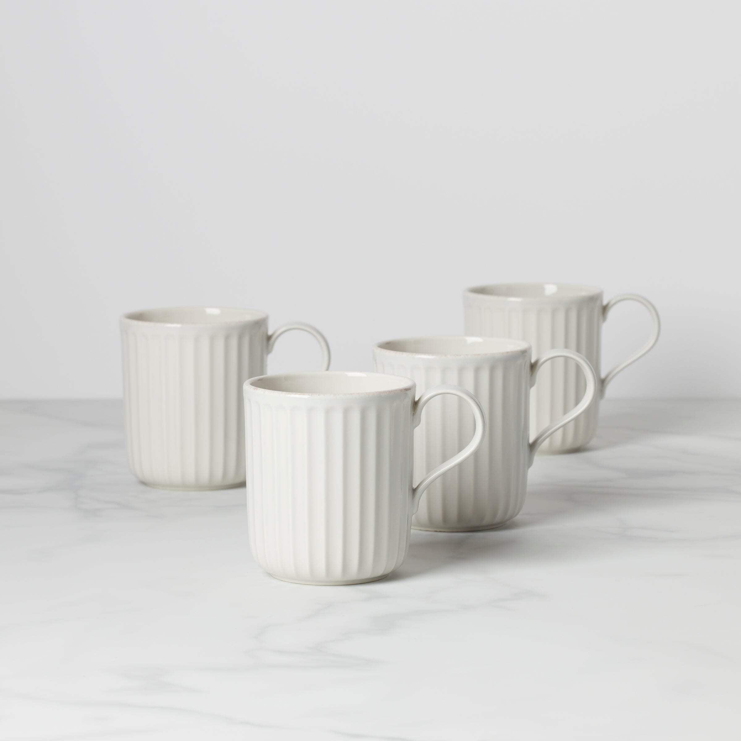 French Perle Scallop White Scallop 4-Piece Mug Set