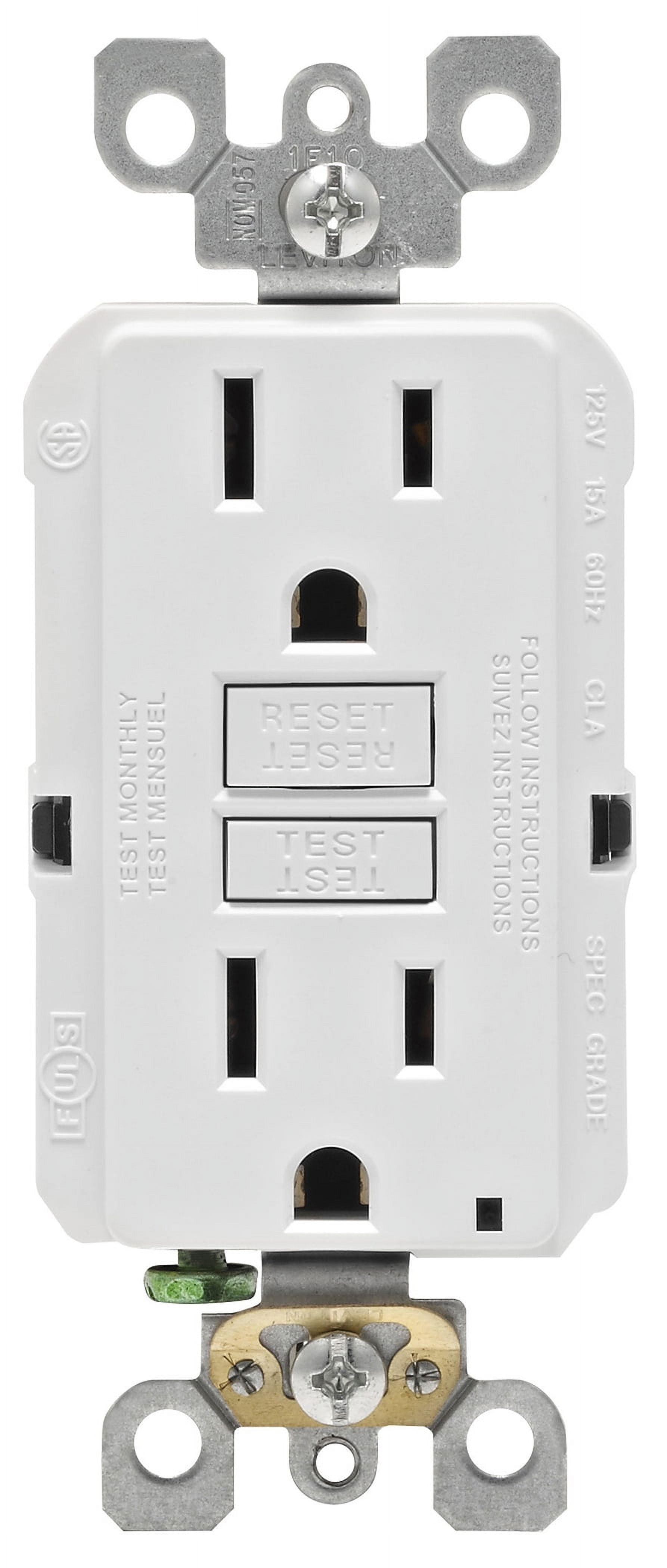 White Tamper Resistant GFCI Outlet with Wall Plate and Indicator Light