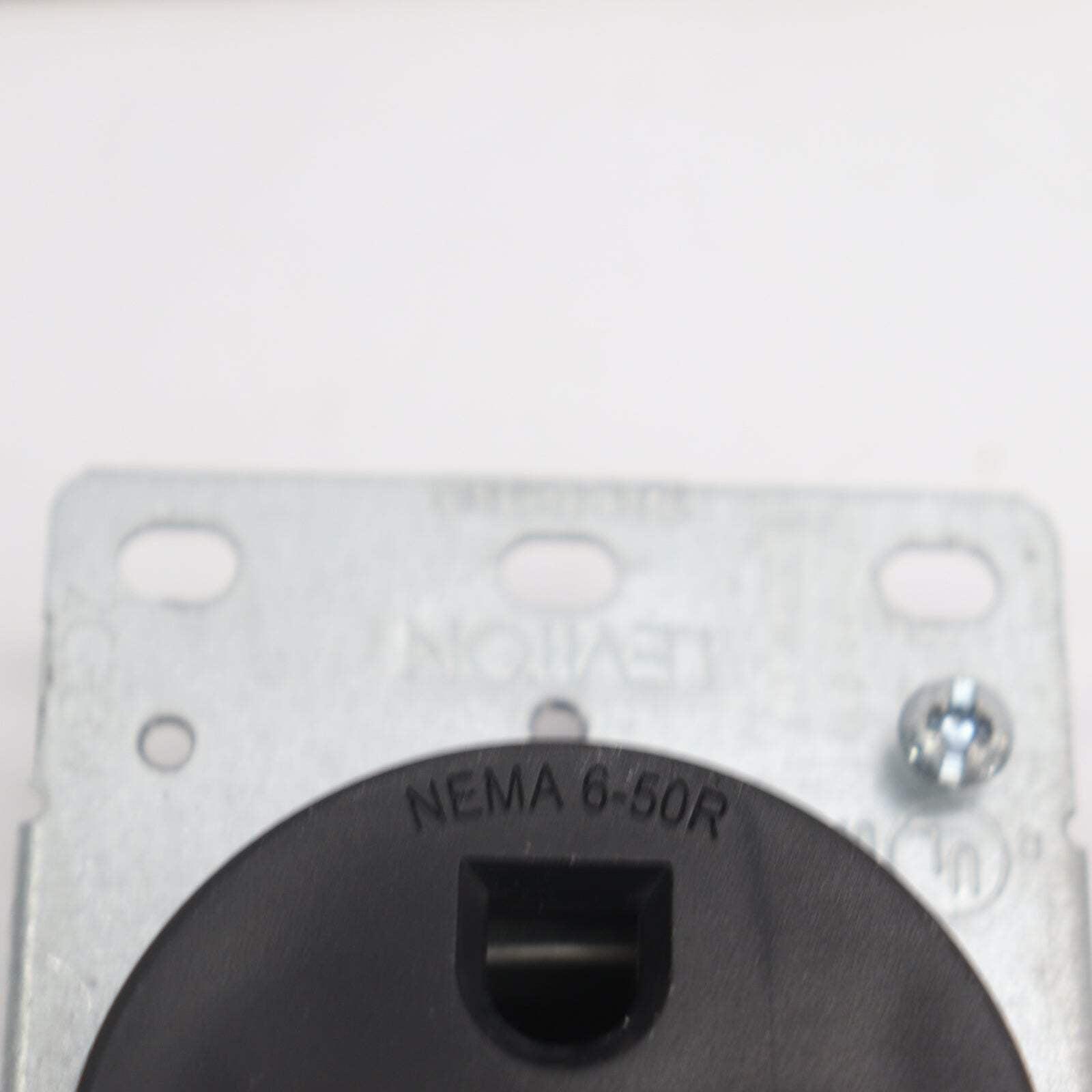 3 Wire Industrial Grade Straight Blade Flush Lighting Kit