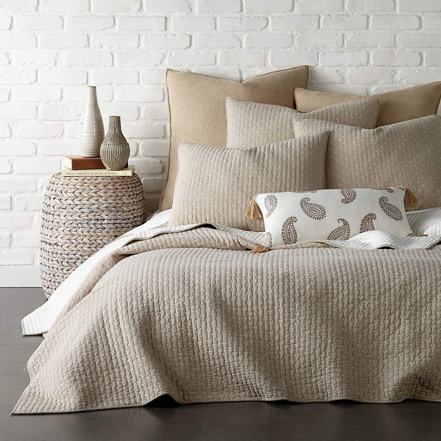 Cross Stitch Taupe Full/Queen Quilt Set