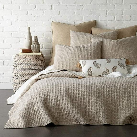 Cross Stitch Taupe Full/Queen Quilt Set