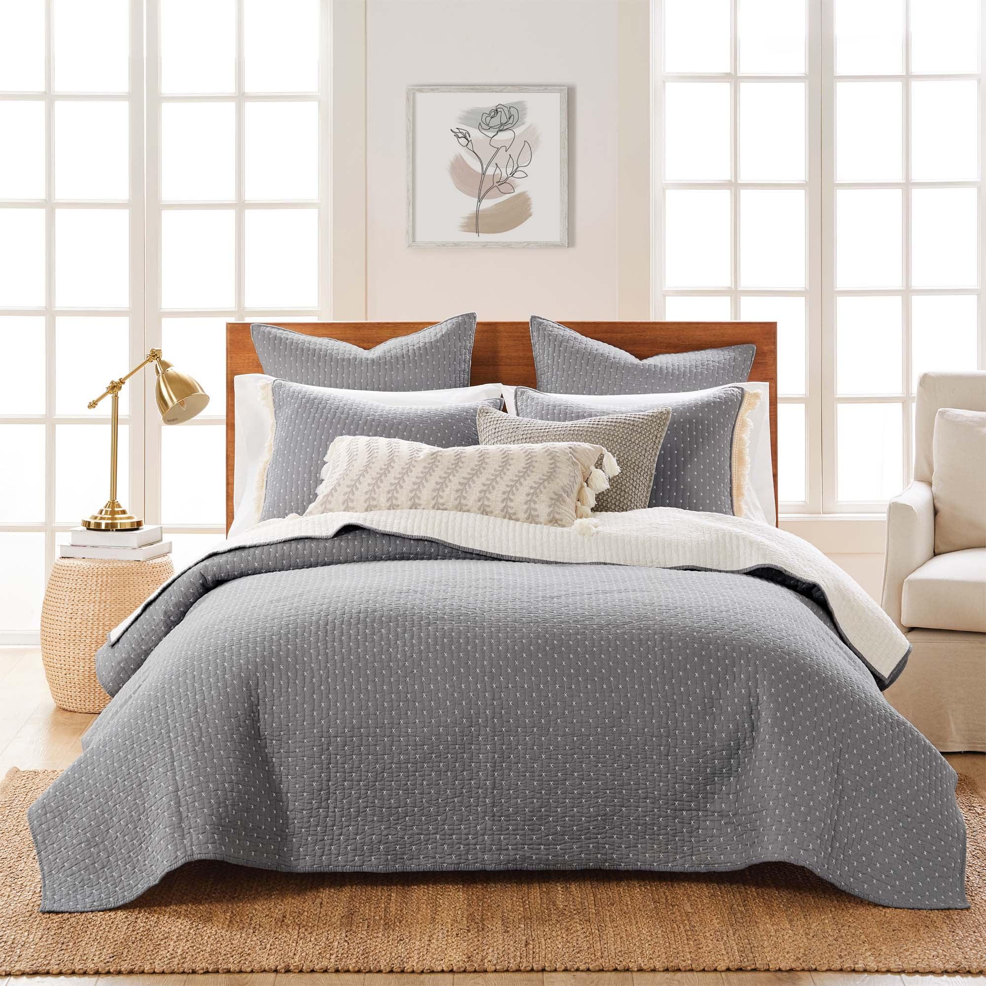 Grey and Cream Reversible Cotton Full Quilt Set