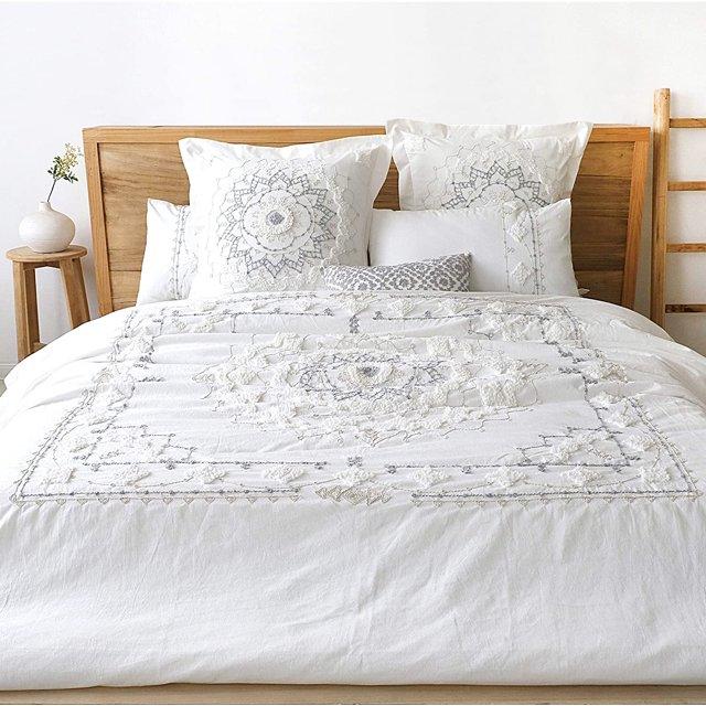 Levtex home AB Harleson Medallion Comforter Set