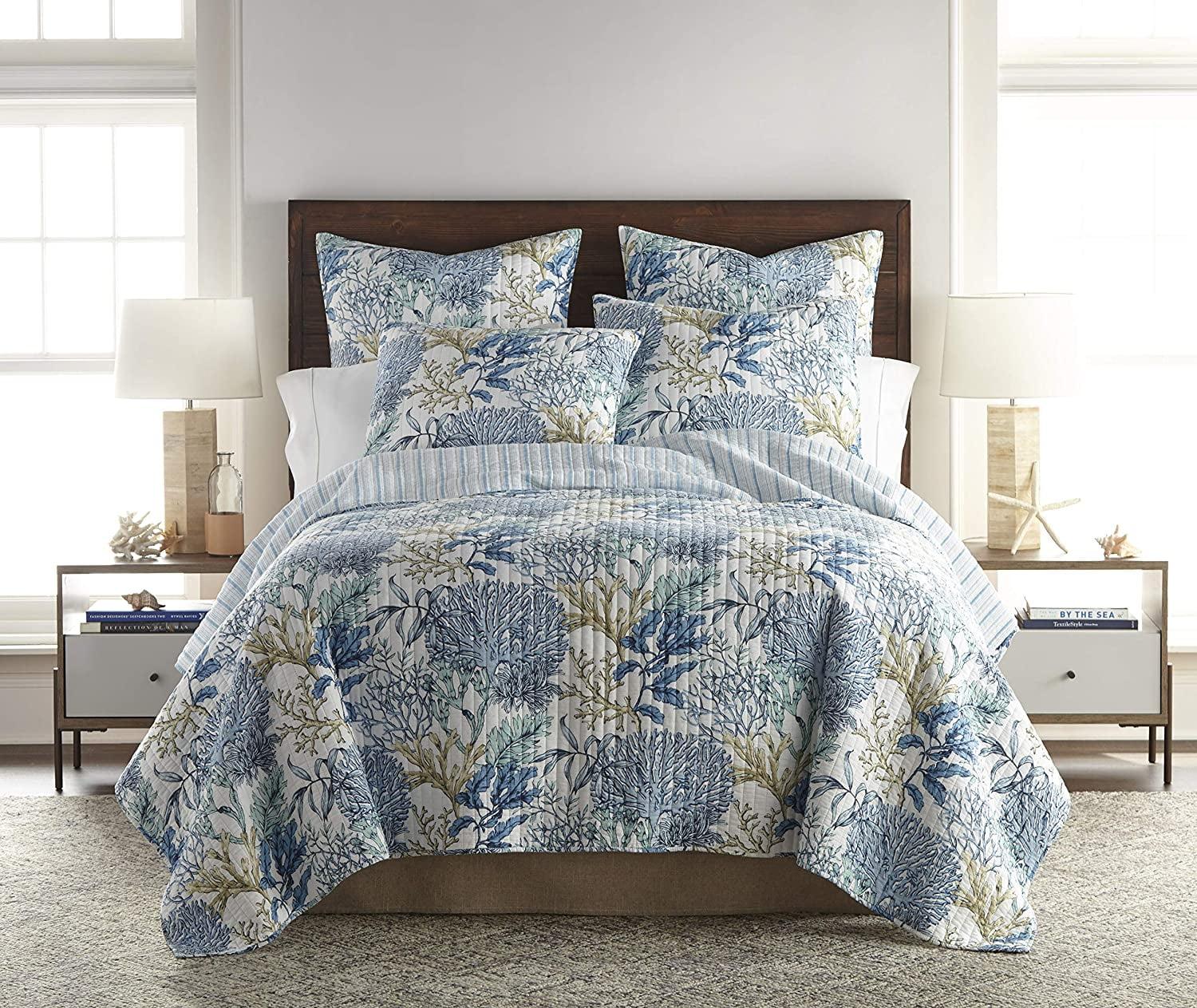 Mahina Quilt Set - Full/Queen Quilt and Two Standard Pillow Shams Blue - Levtex Home