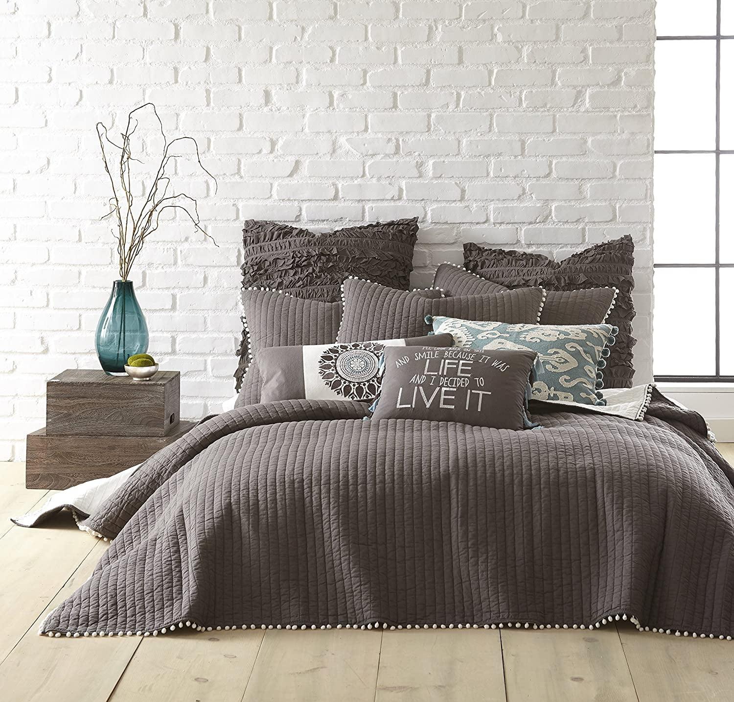 Pom Pom Slate Twin/Twin XL Quilt - Levtex Home