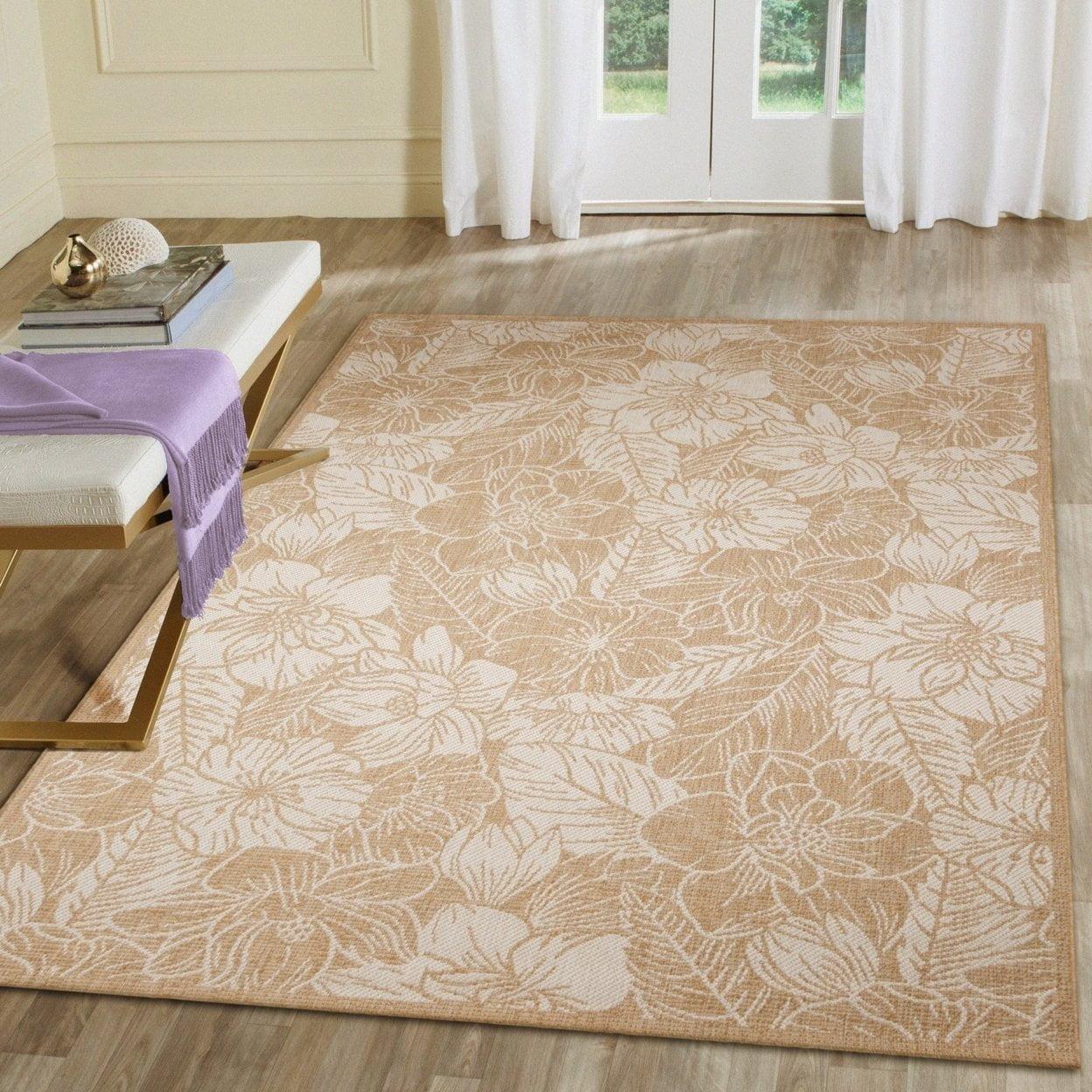 Sandy Floral Elegance Round Wool-Blend 7'10" x 9'10" Indoor/Outdoor Rug