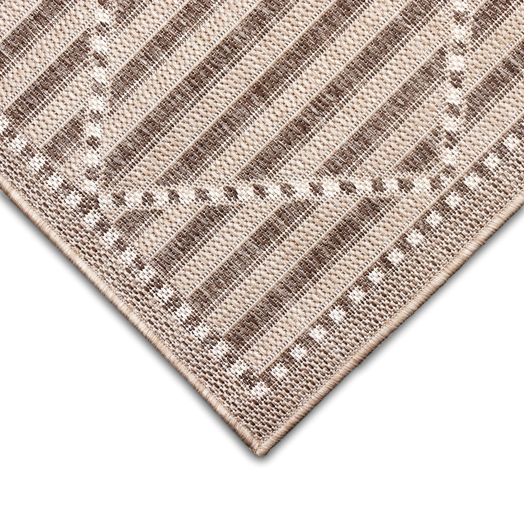 Liora Manne Malibu Checker Diamond Indoor/Outdoor Rug Neutral 1'11" x 7'6"