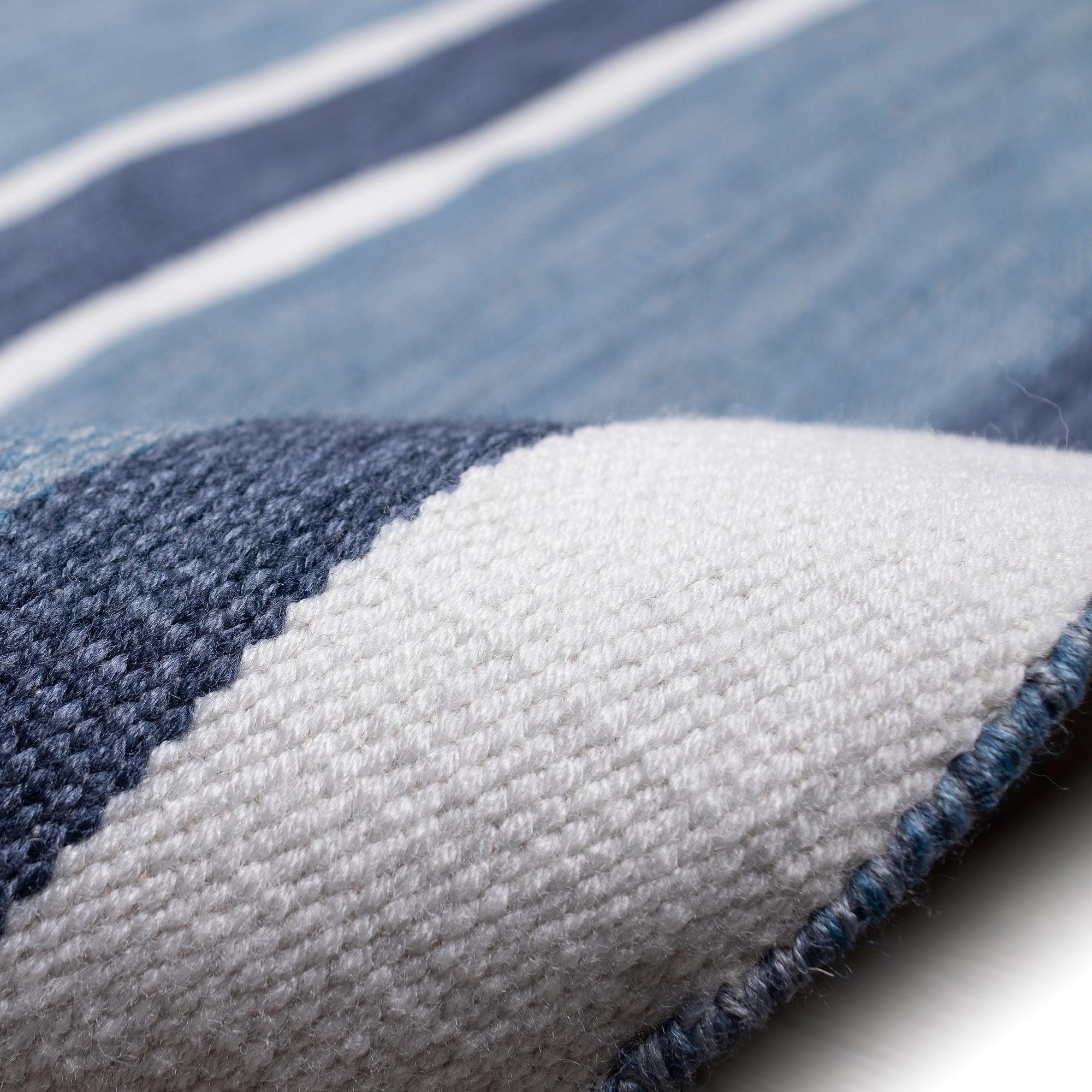 Liora Manne Sorrento Boat Stripe Indoor/Outdoor Rug Navy 2' x 8'
