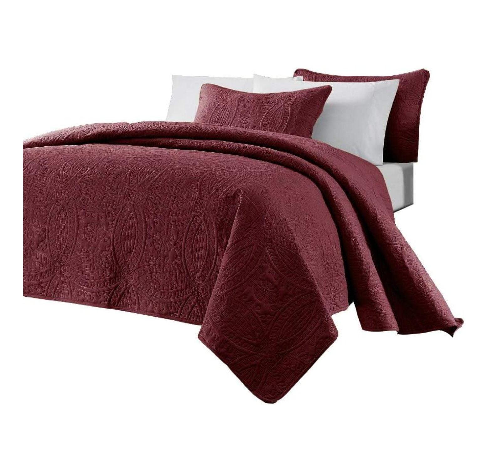 Superior Aspen Floral Scalloped Edge Cotton Blend Coverlet / Bedspread Set