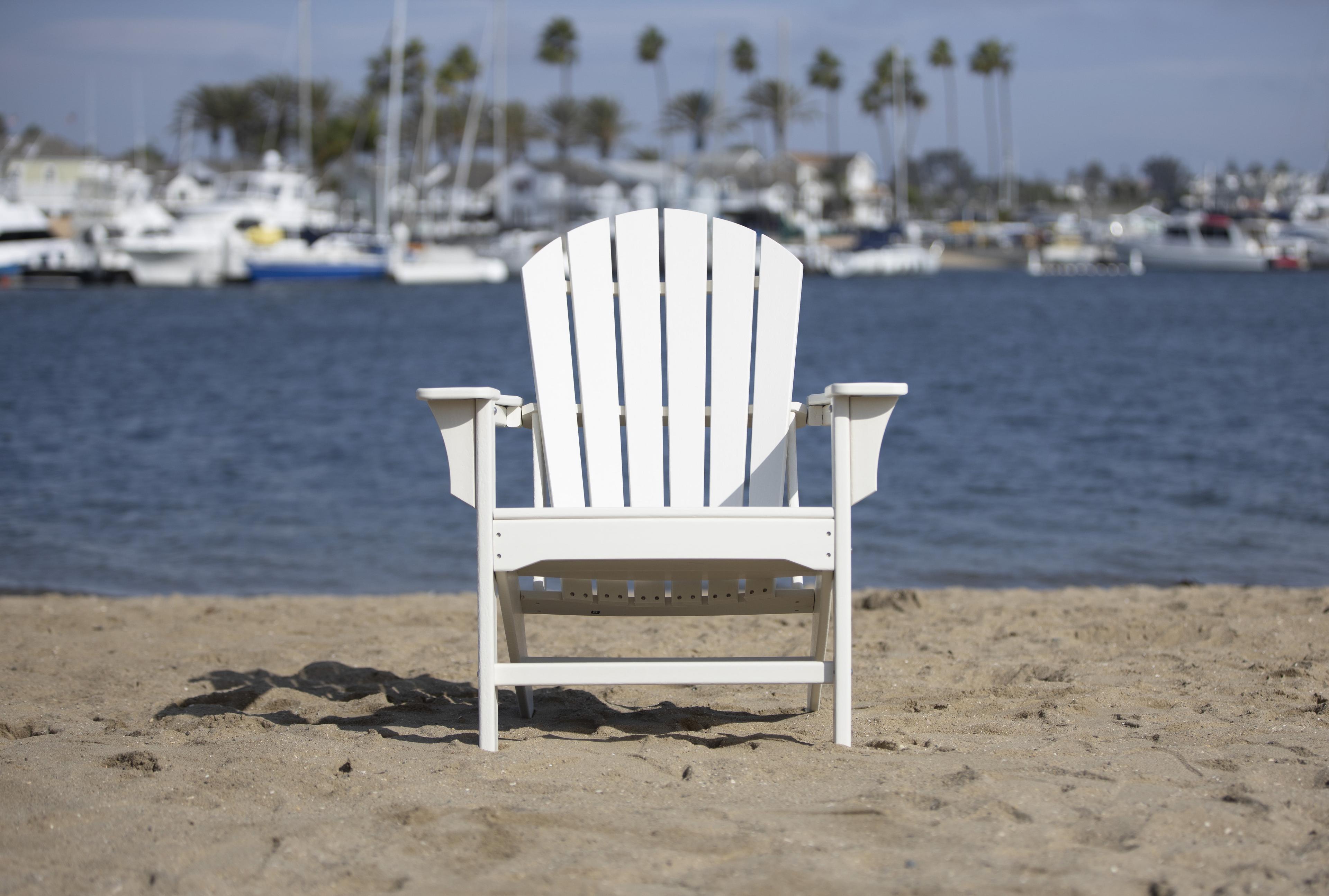 Hampton HDPE Outdoor Adirondack Chair , Single