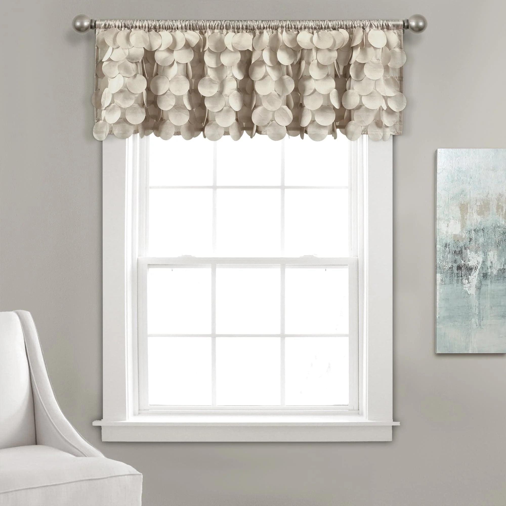 Lush Decor Gigi Scalloped Window Valance