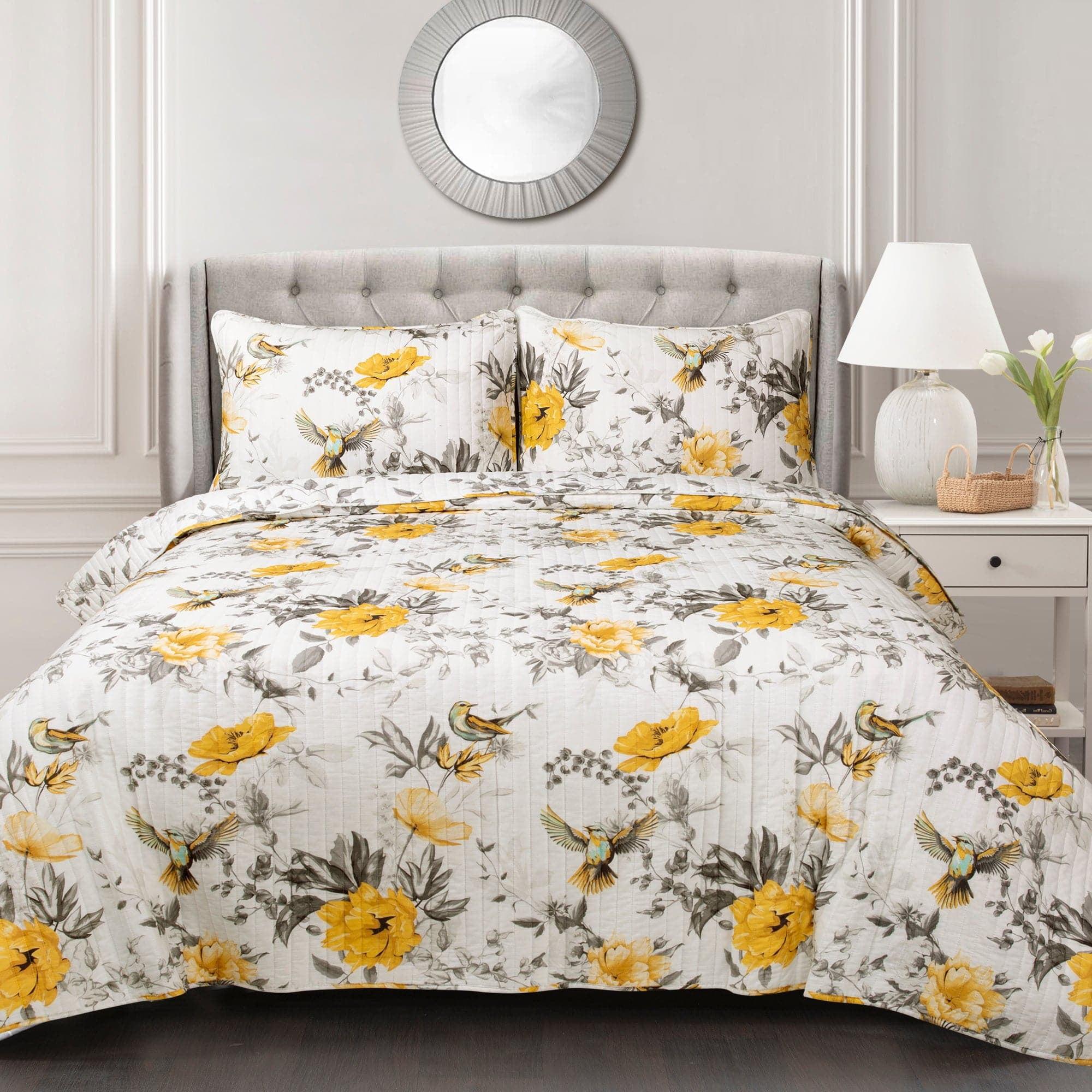 Lush Decor Floral Reversible Quilt Set