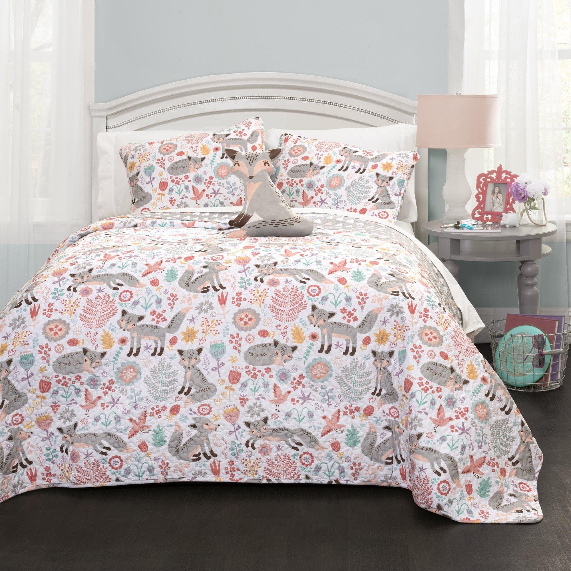 Pixie Fox Twin Reversible Pink and Gray Microfiber Quilt Set