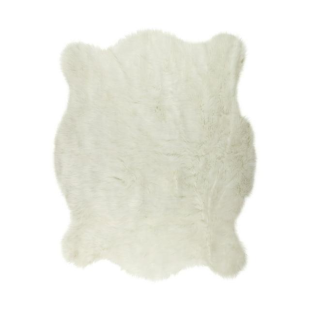 Luxe Classic Faux Hide Rug | Polar bear | 5.25'x7.5'