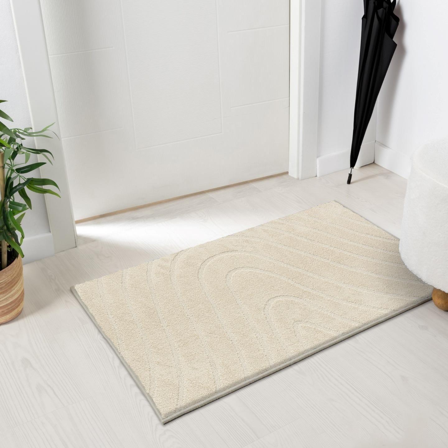 Cream Geometric Wave Synthetic Area Rug, 2'0" x 3'1"