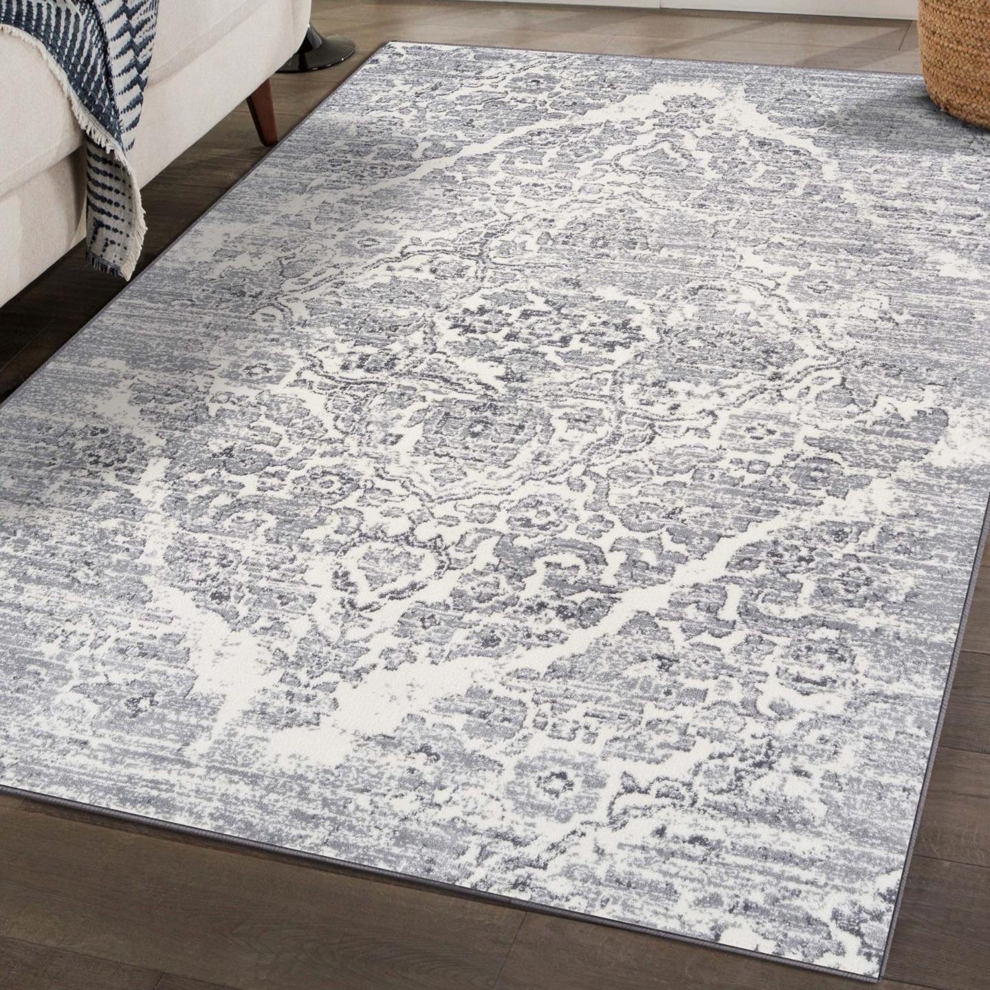 Luxe Weavers Victoria Collection Silver 5x7 Floral Area Rug